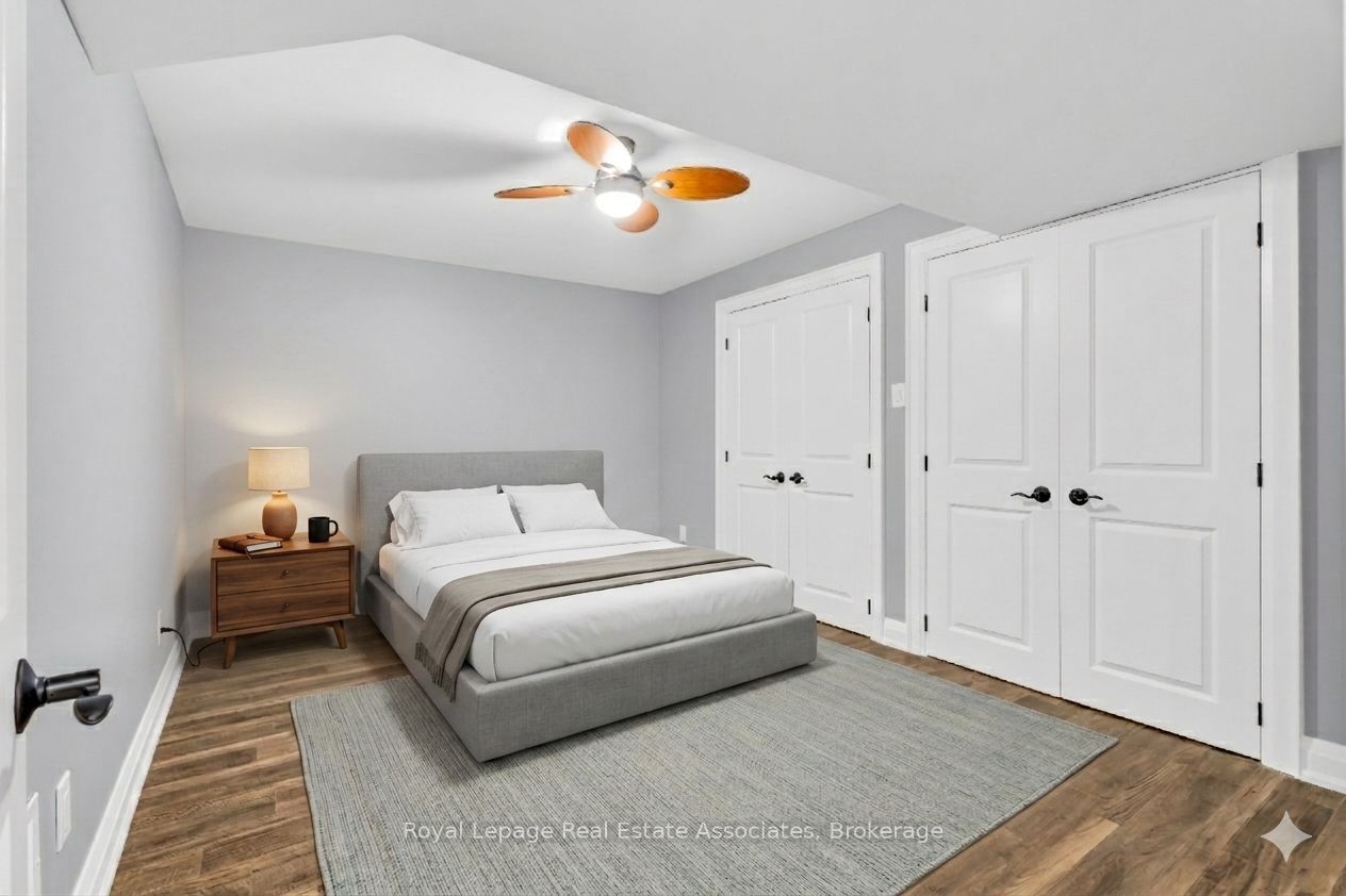 5594 First Line Property Photo 33