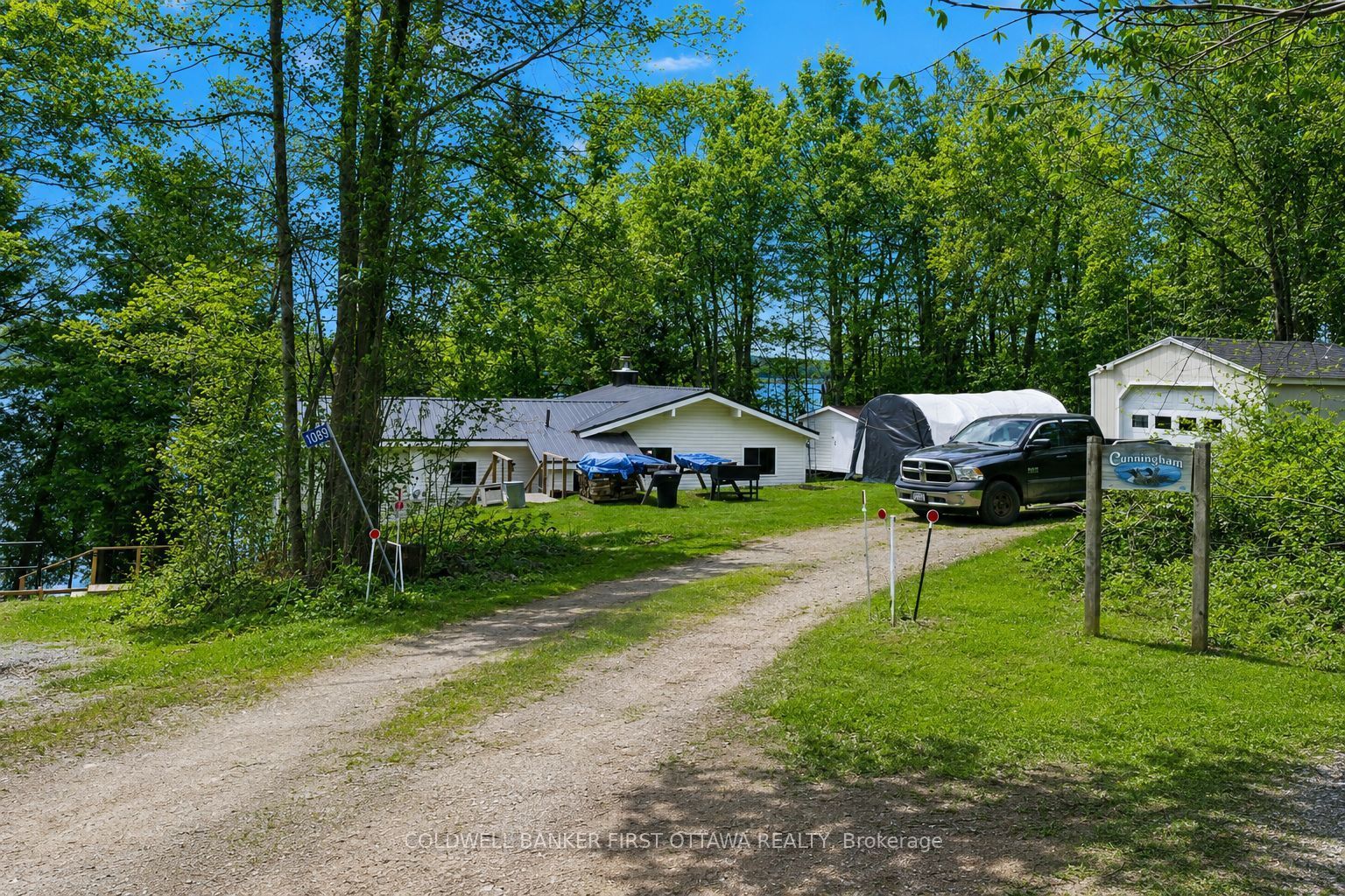 1091 Big Clear Lane Property Photo 4