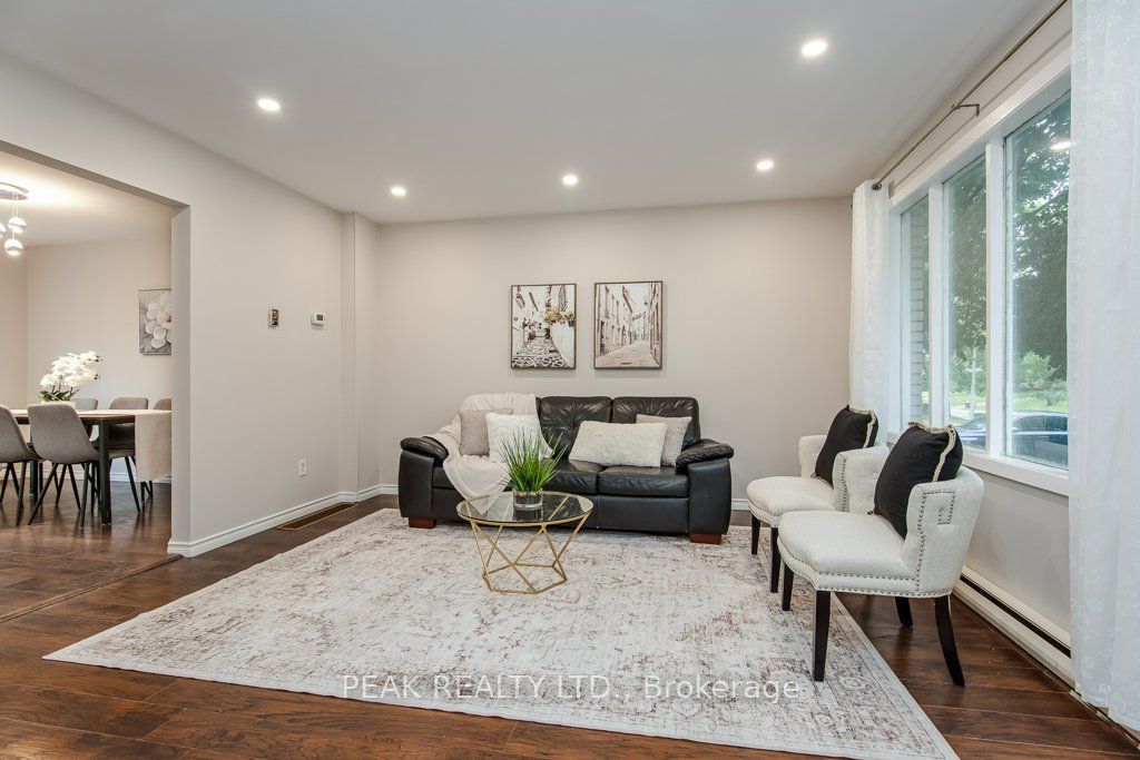 185 Cedarvale Crescent A Property Photo 6