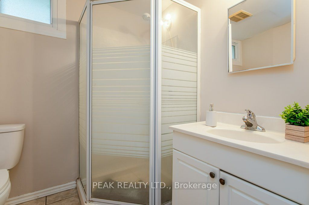 185 Cedarvale Crescent A Property Photo 34