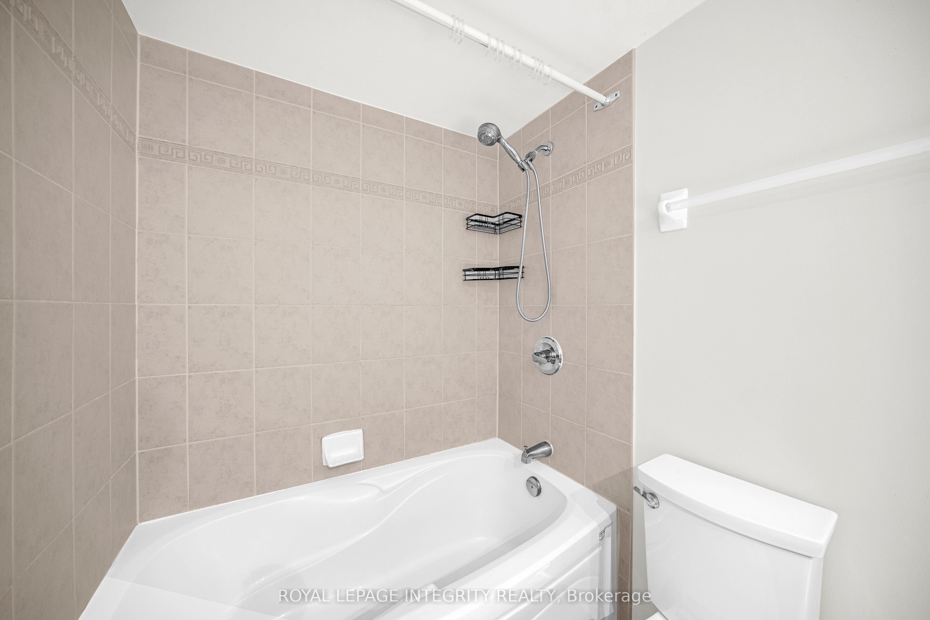 310 Central Park Drive 3m Property Photo 26