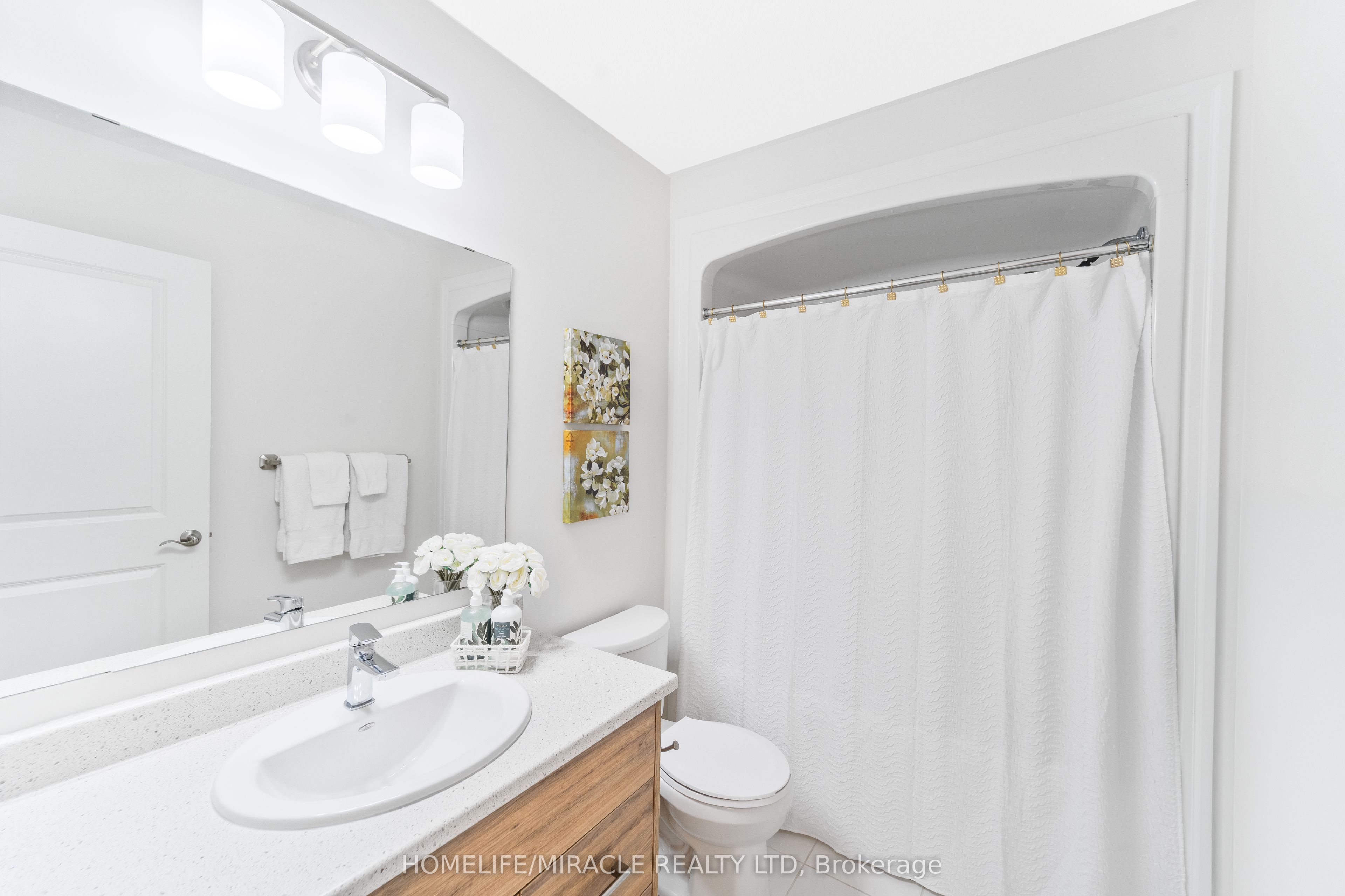 53 Robertson Drive Property Photo 14