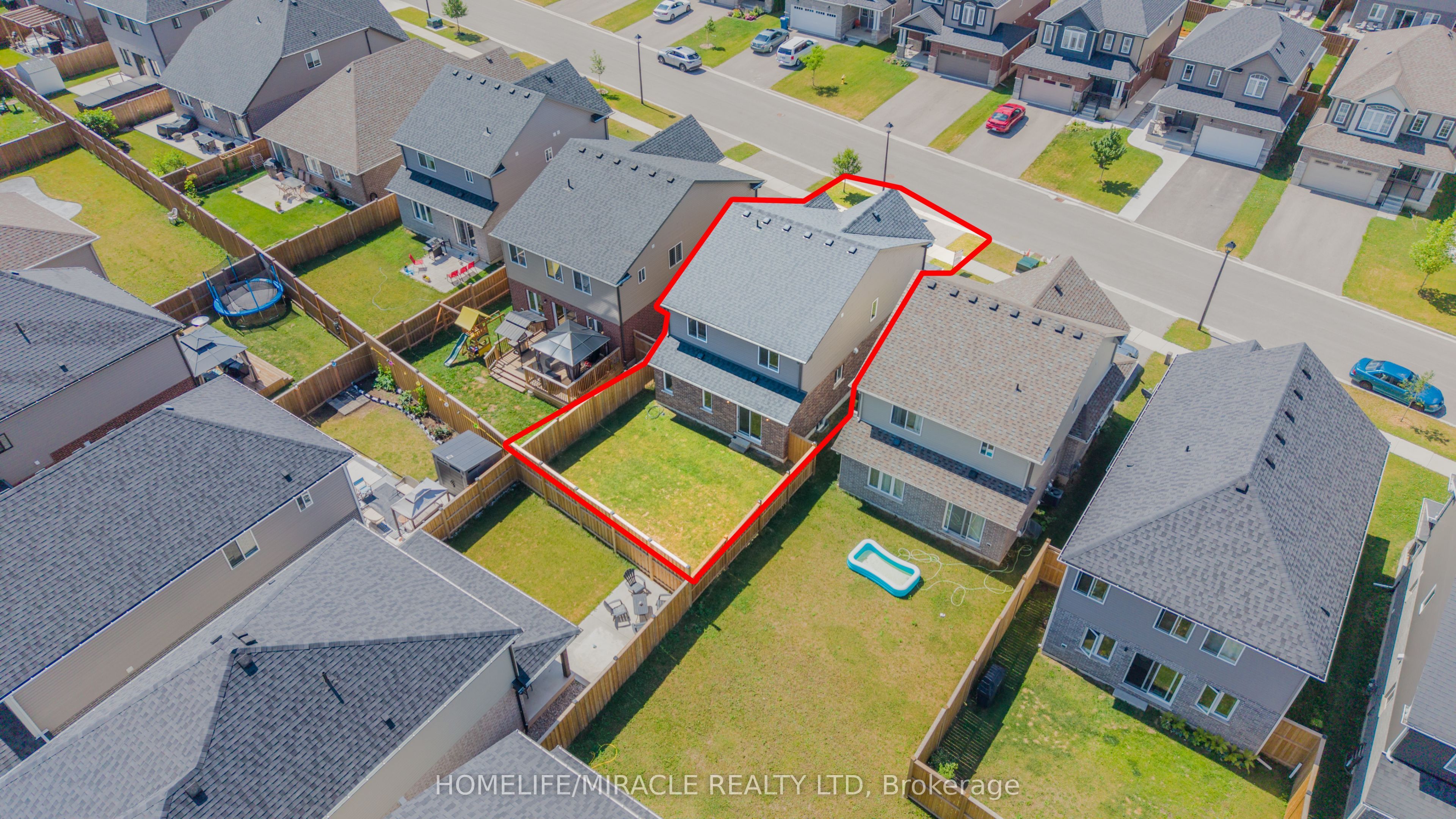 53 Robertson Drive Property Photo 40