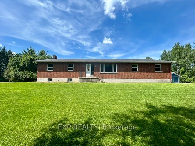 9327 Cooper Hill Road Property Photo 2
