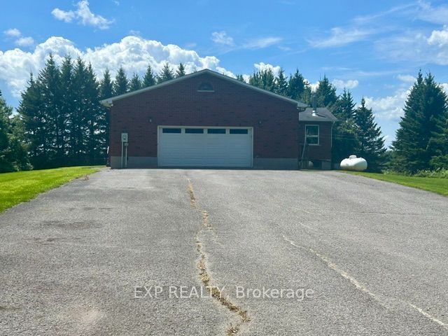 9327 Cooper Hill Road Property Photo 4