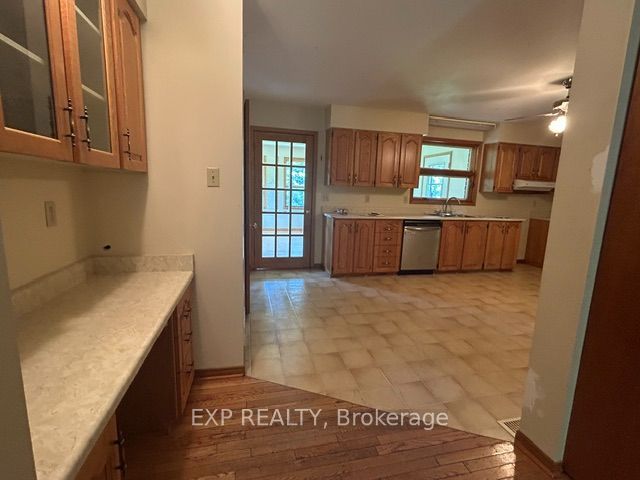 9327 Cooper Hill Road Property Photo 8