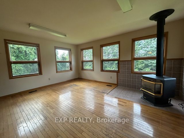 9327 Cooper Hill Road Property Photo 13