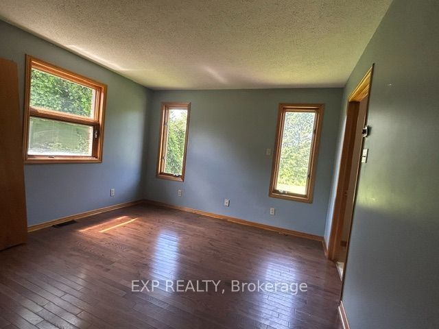 9327 Cooper Hill Road Property Photo 17