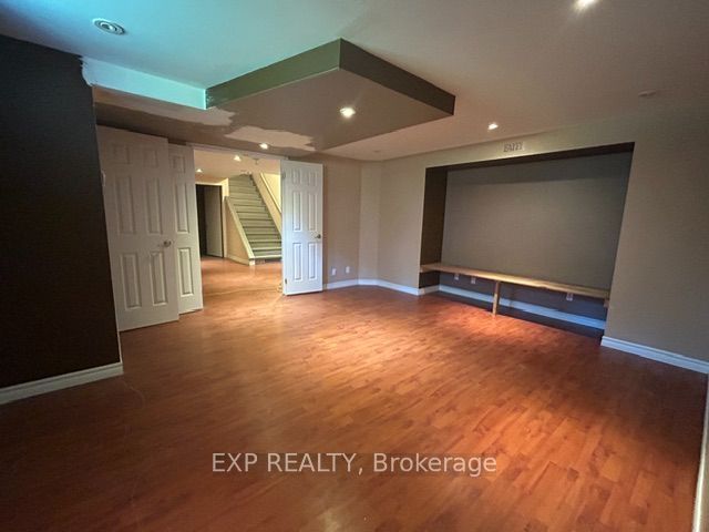 9327 Cooper Hill Road Property Photo 25