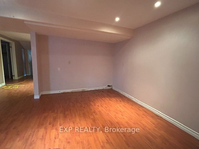9327 Cooper Hill Road Property Photo 26