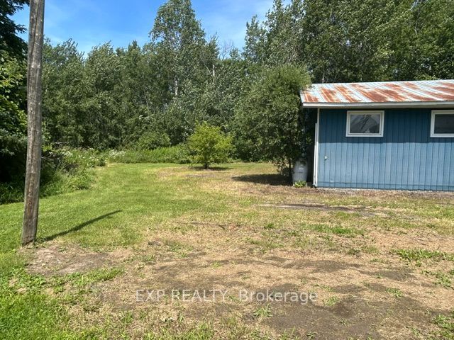 9327 Cooper Hill Road Property Photo 31