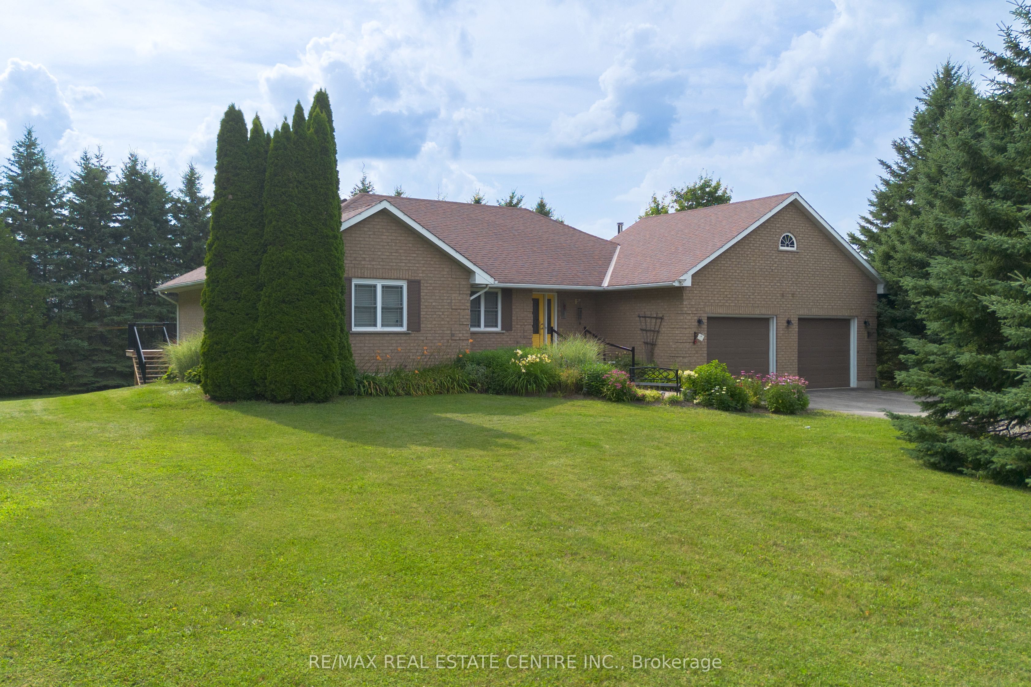 476210 3rd Line Property Photo 5