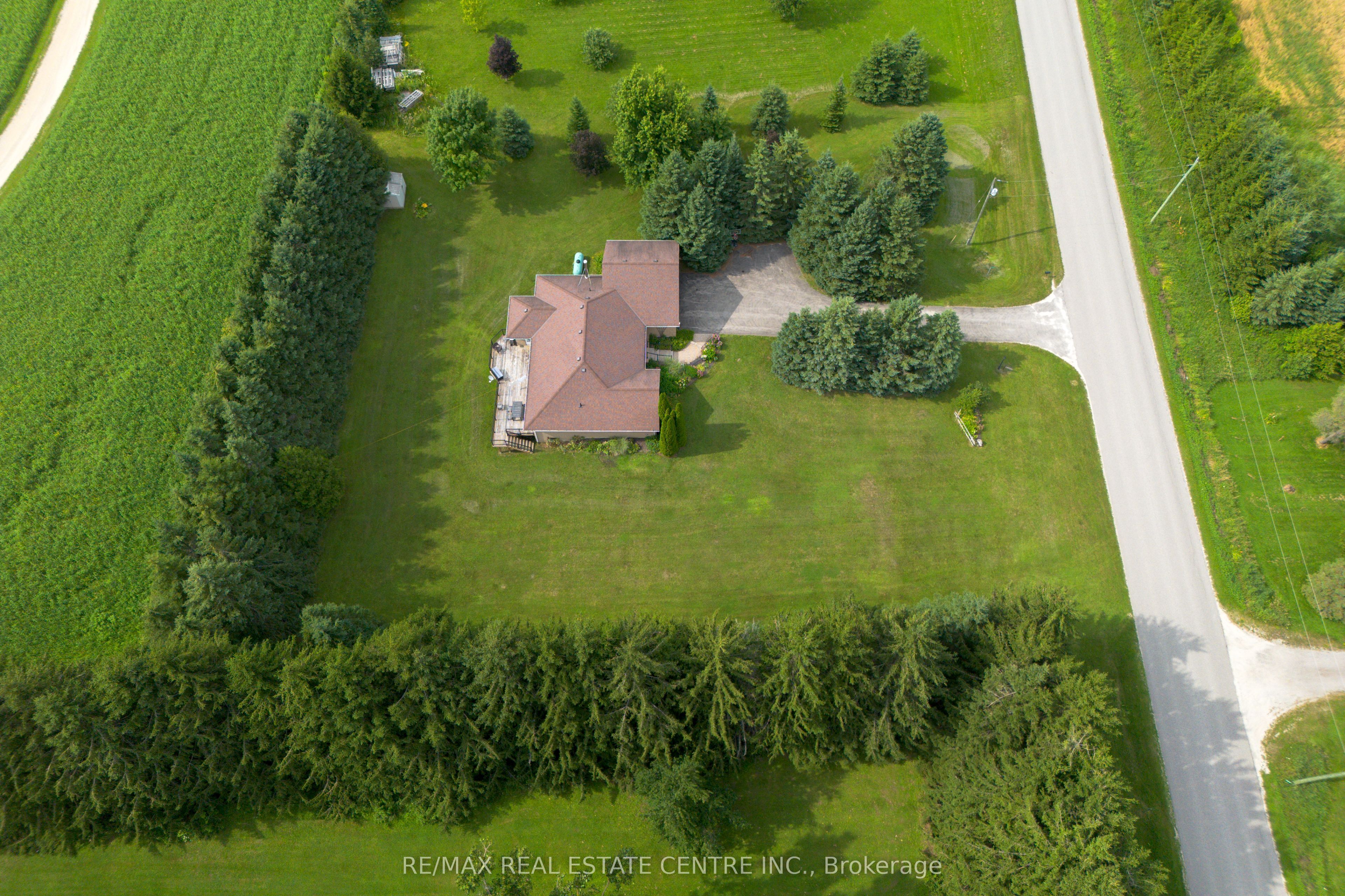 476210 3rd Line Property Photo 7