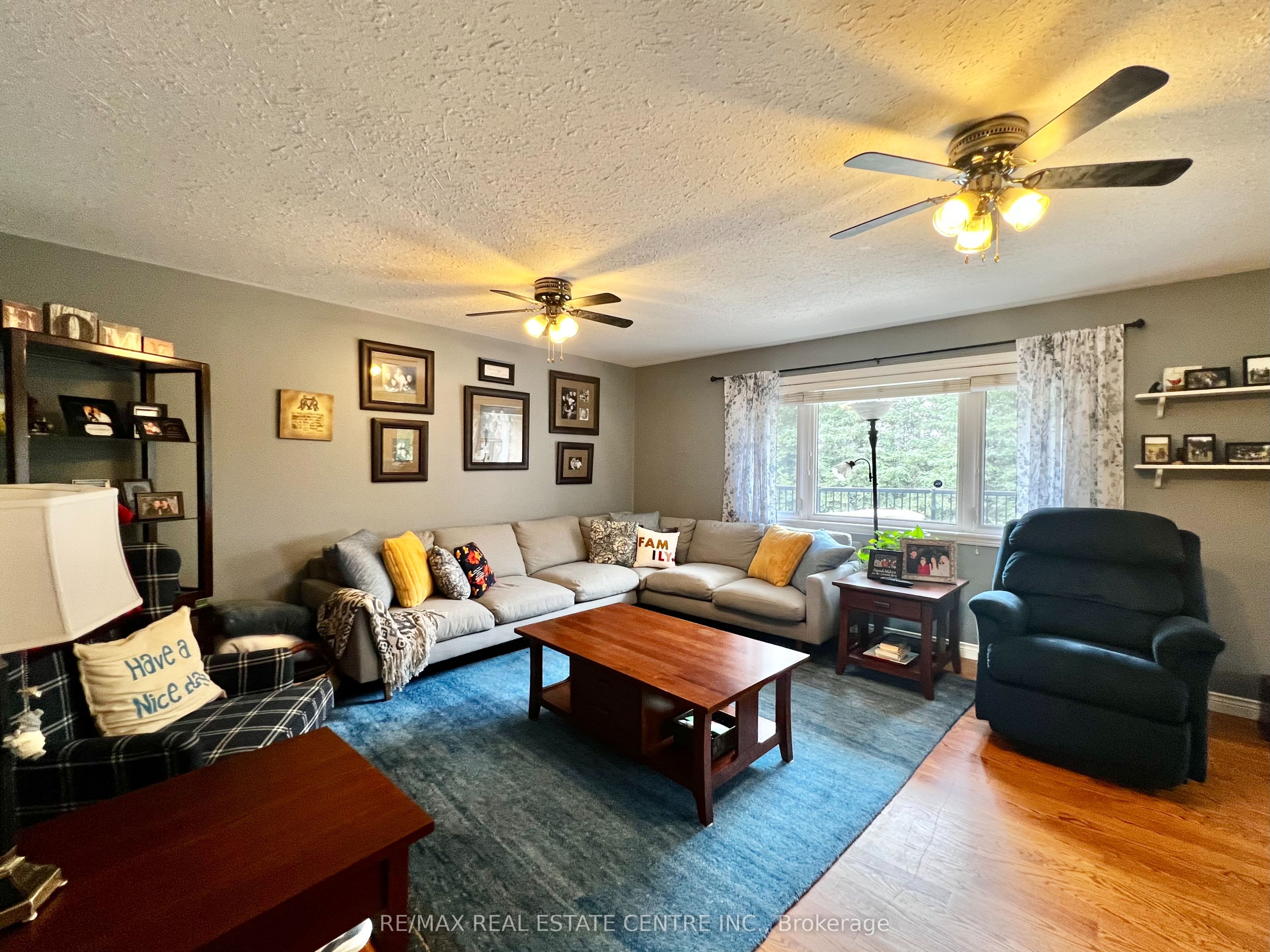 476210 3rd Line Property Photo 10