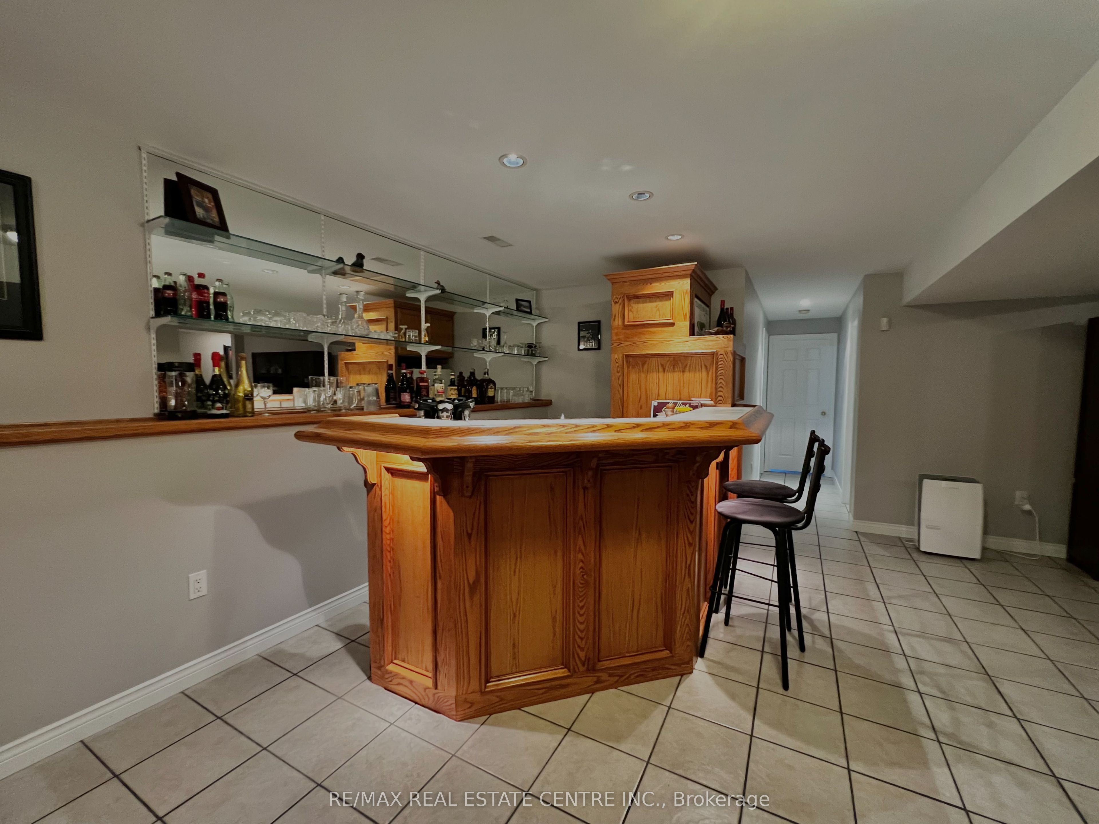476210 3rd Line Property Photo 34