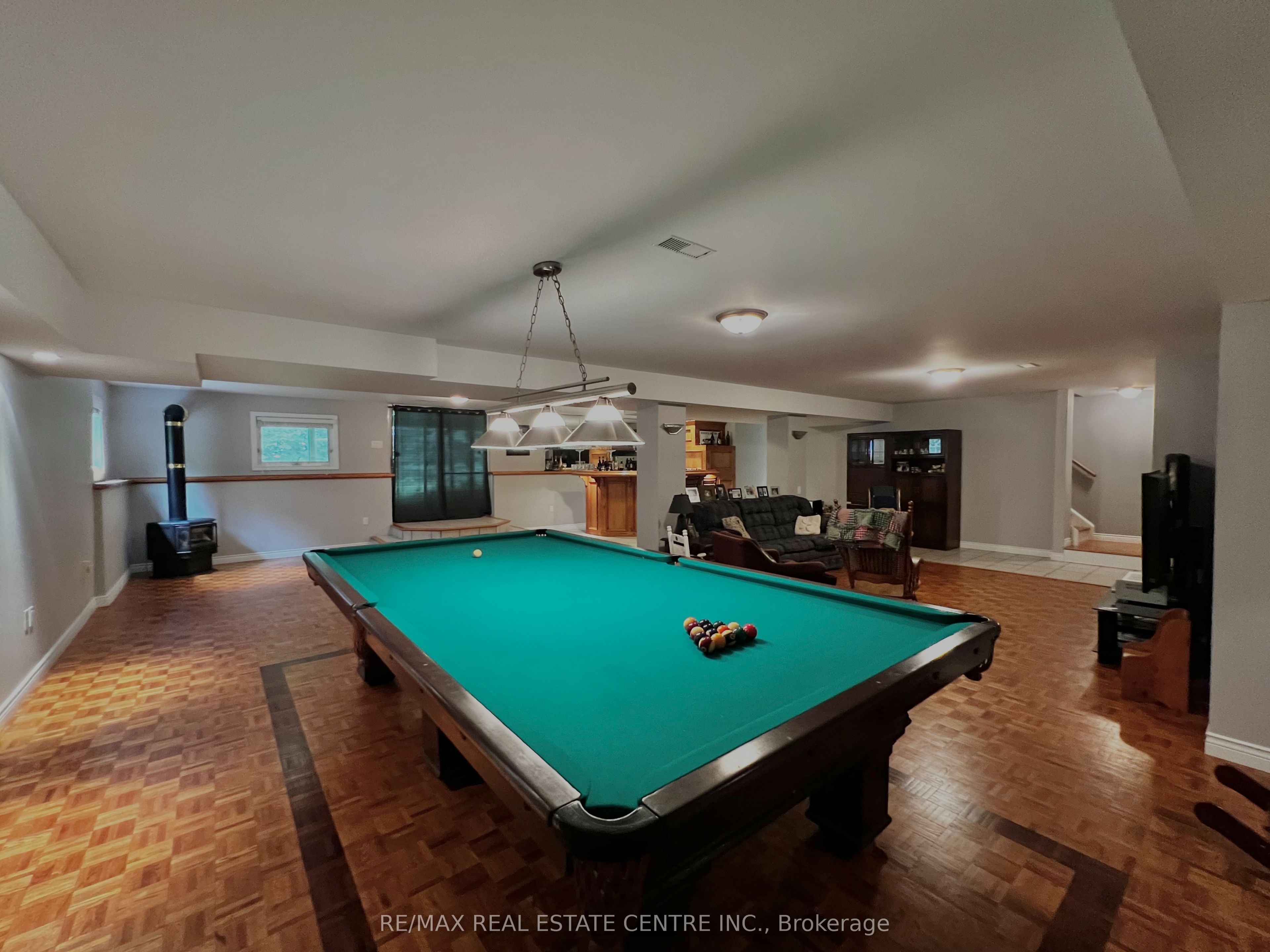 476210 3rd Line Property Photo 37
