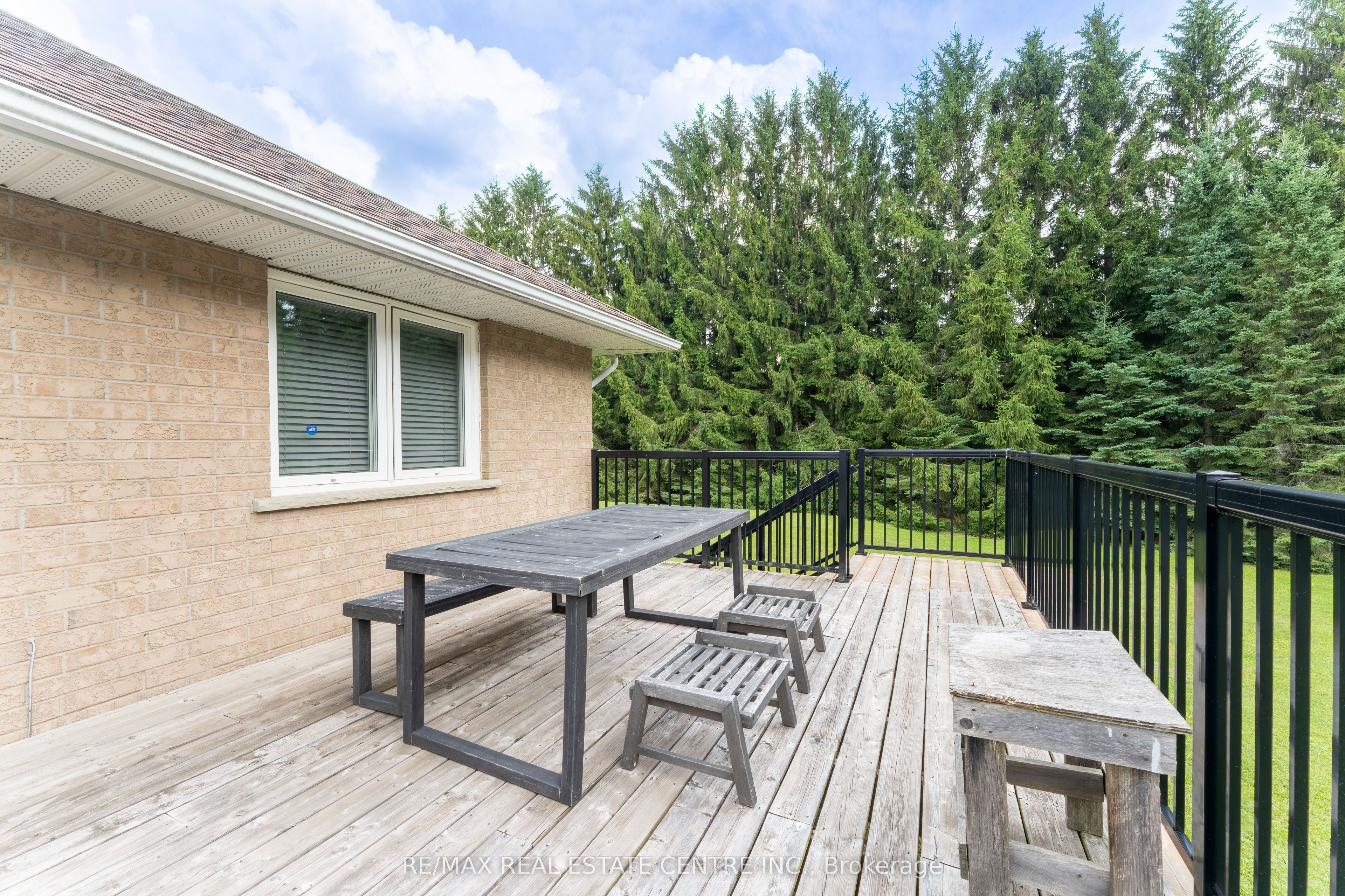 476210 3rd Line Property Photo 46