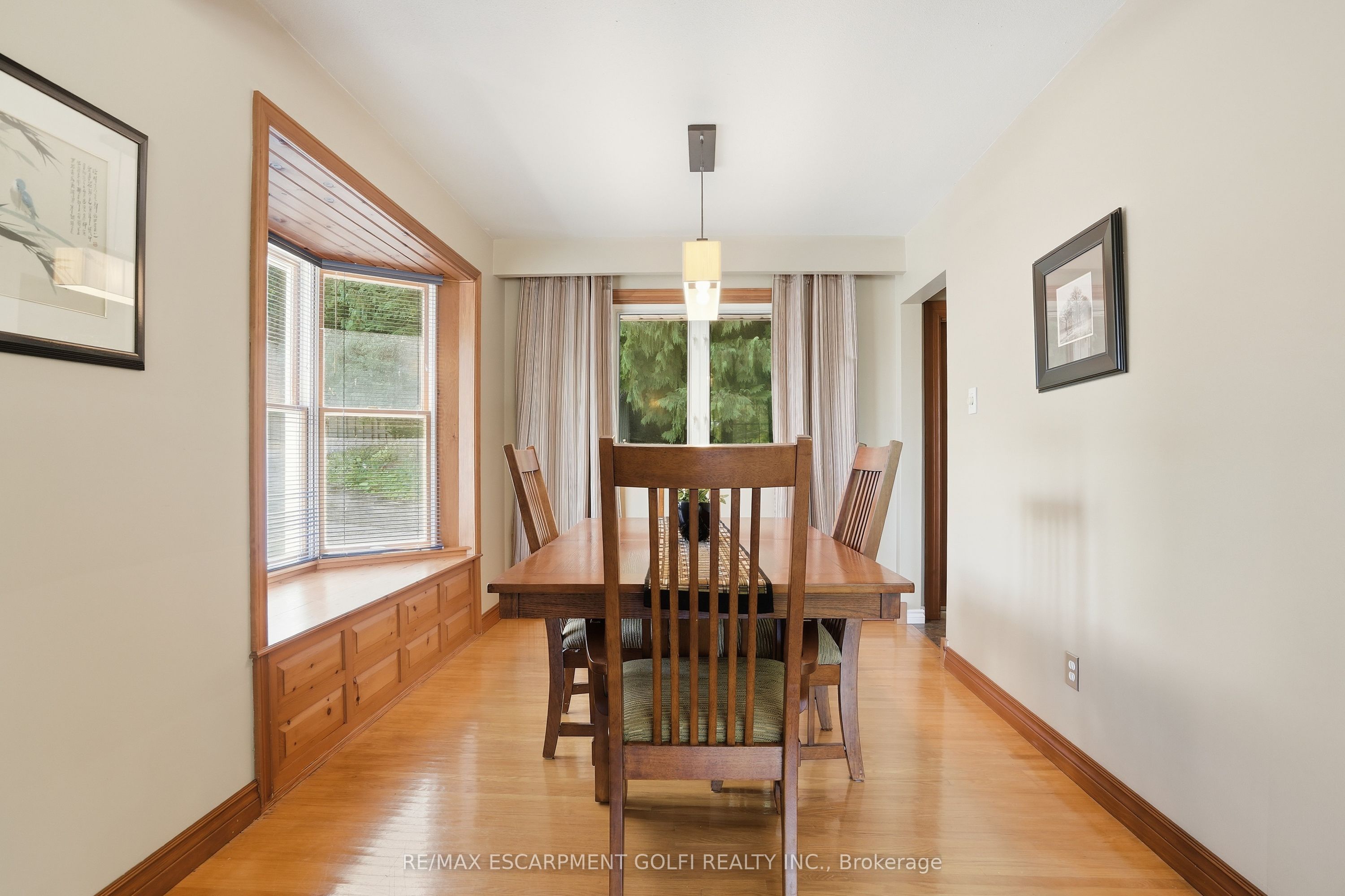 38 Kingsway Boulevard Property Photo 8