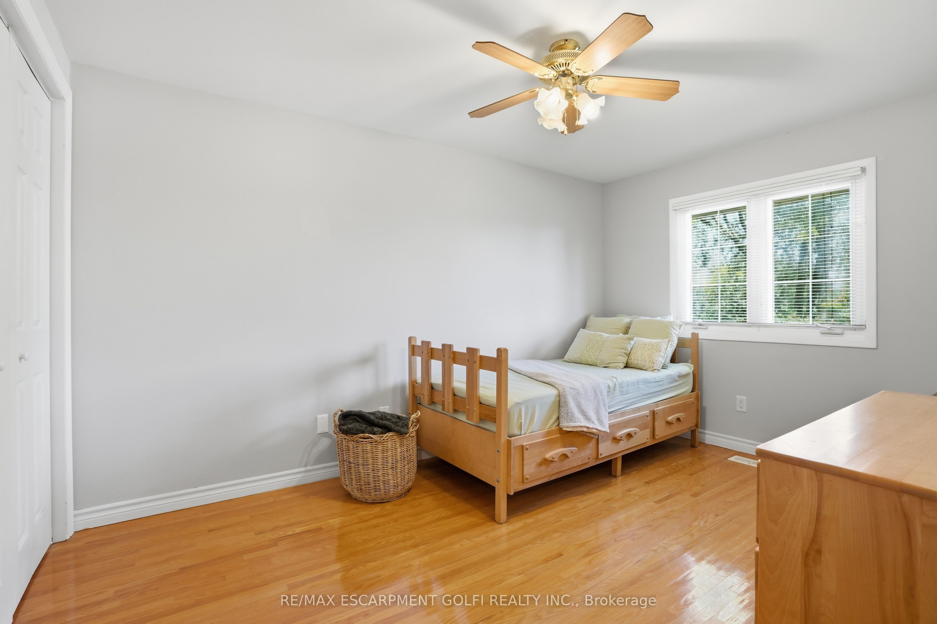 38 Kingsway Boulevard Property Photo 17