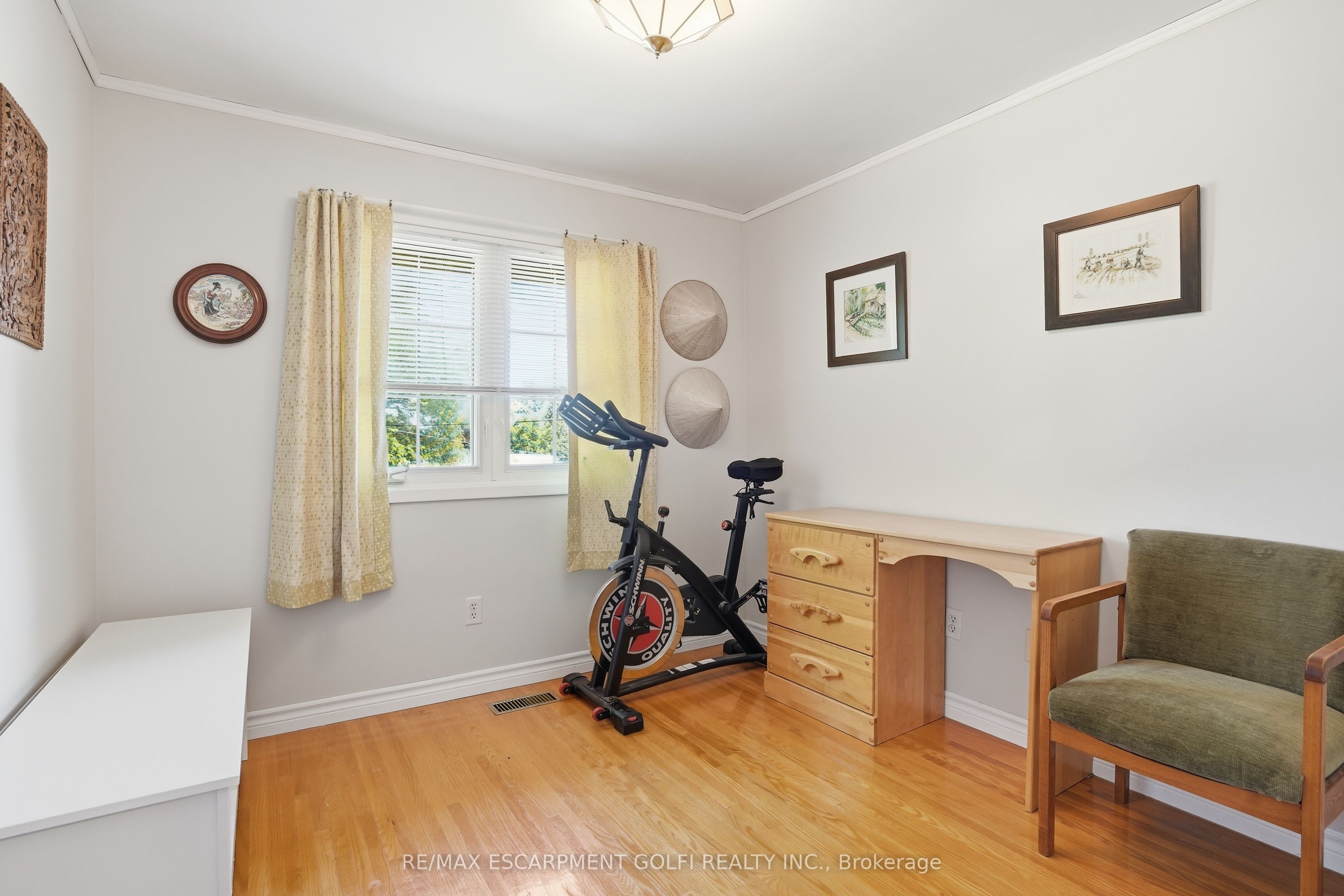 38 Kingsway Boulevard Property Photo 19