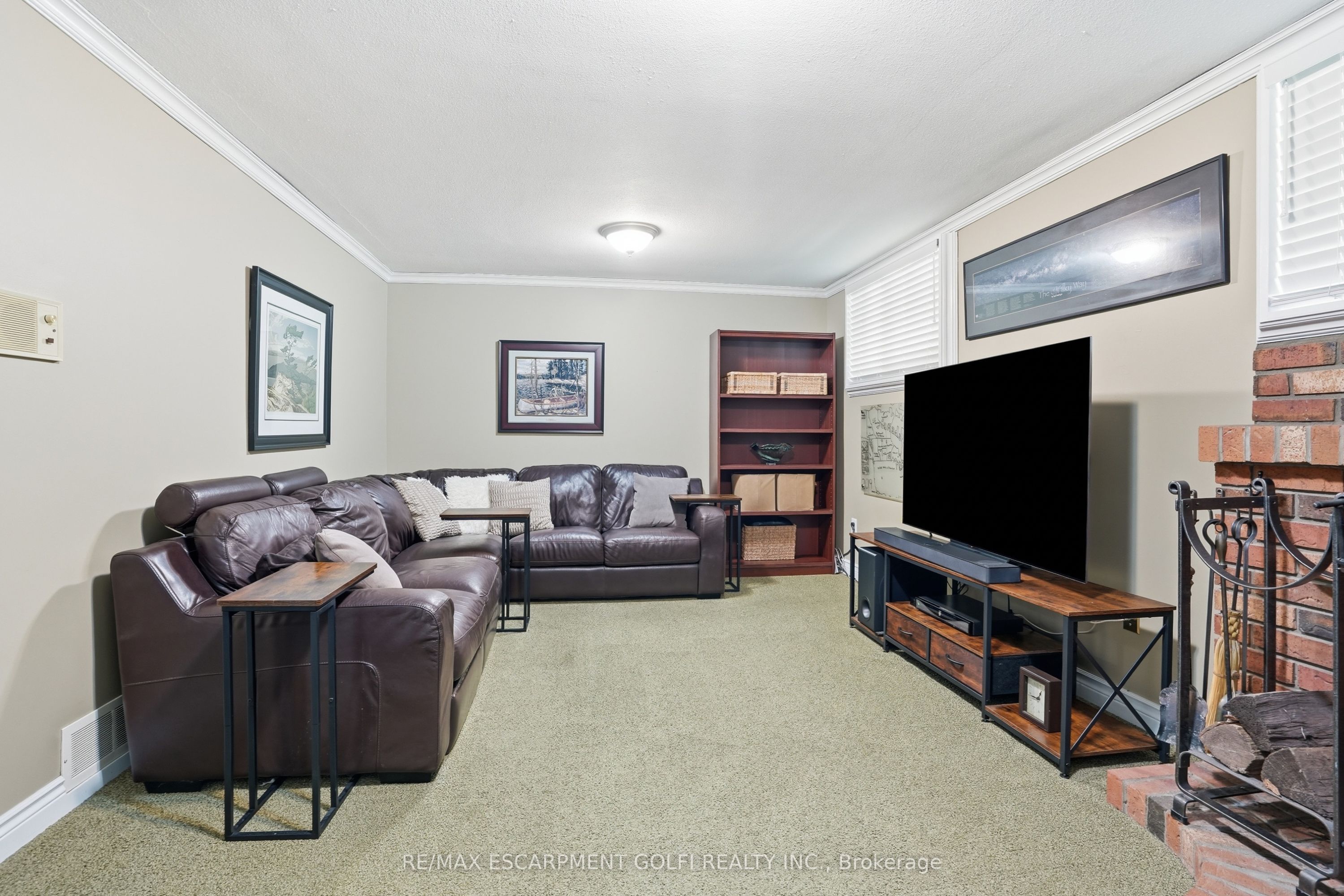 38 Kingsway Boulevard Property Photo 21