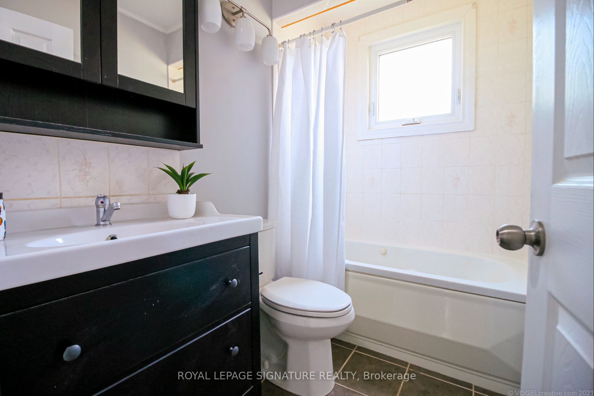 33 Behan Street Upper Property Photo 12
