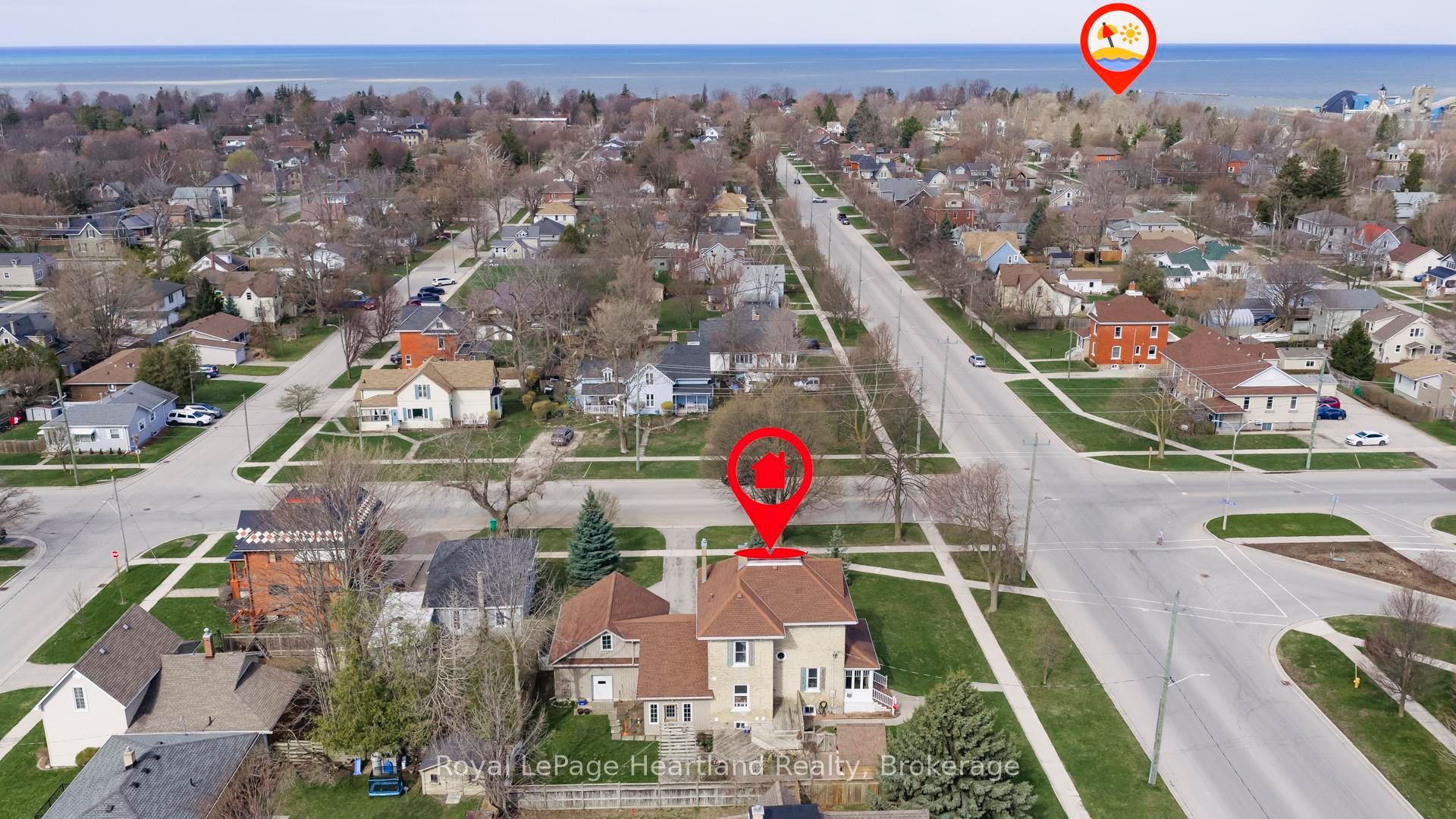 67 Elgin Avenue W Property Photo 4