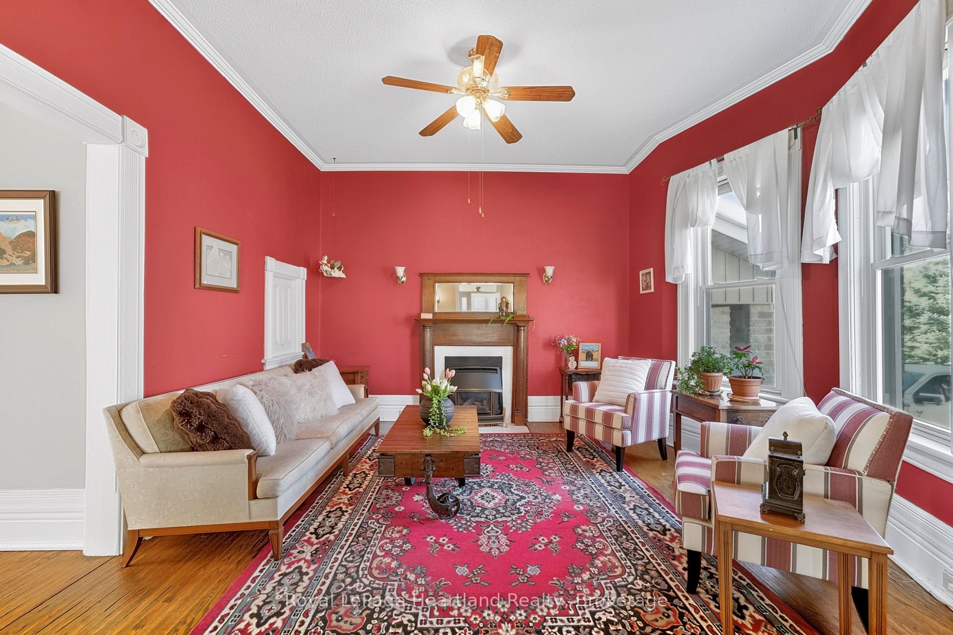67 Elgin Avenue W Property Photo 19