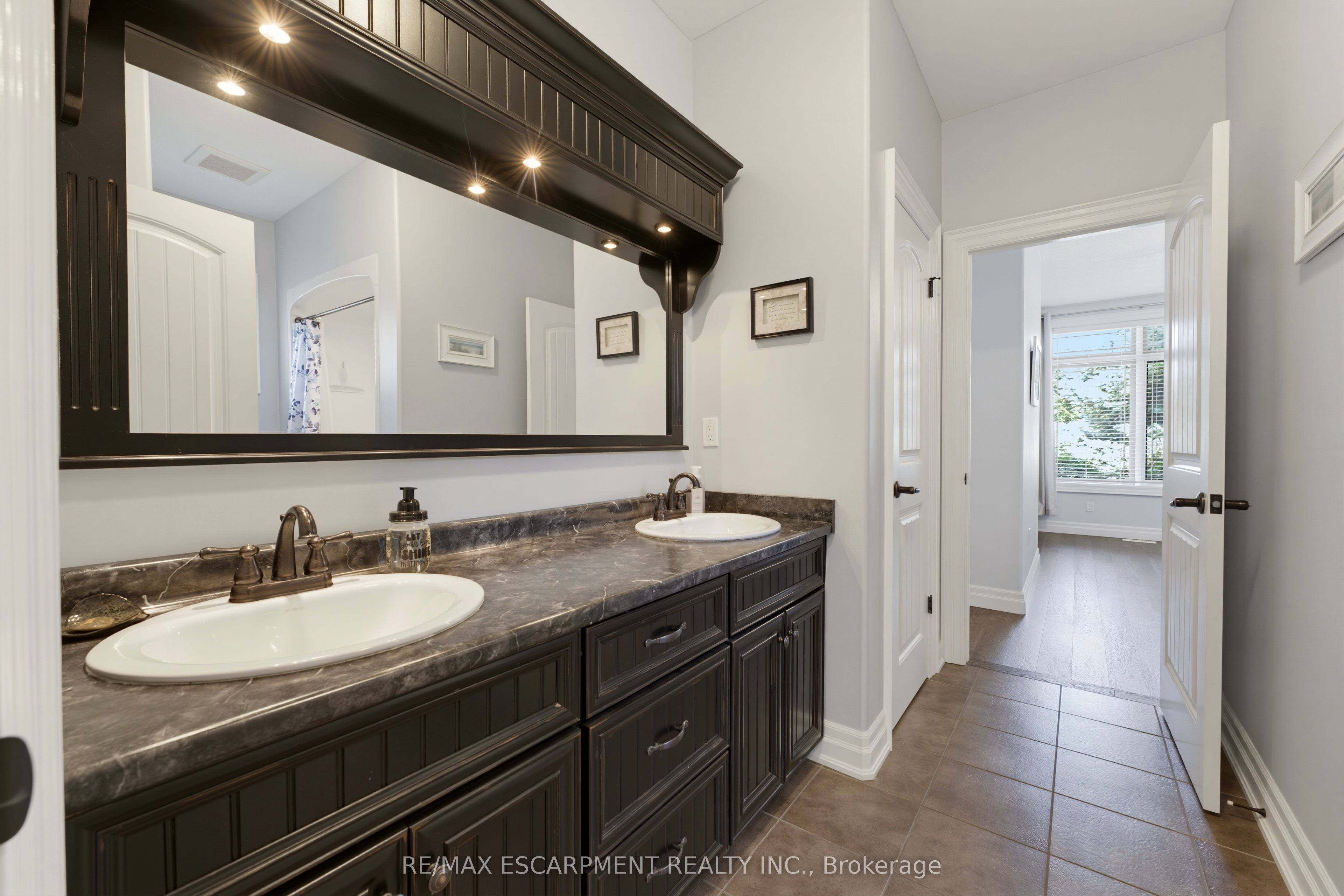 60 Donjon Boulevard Property Photo 14