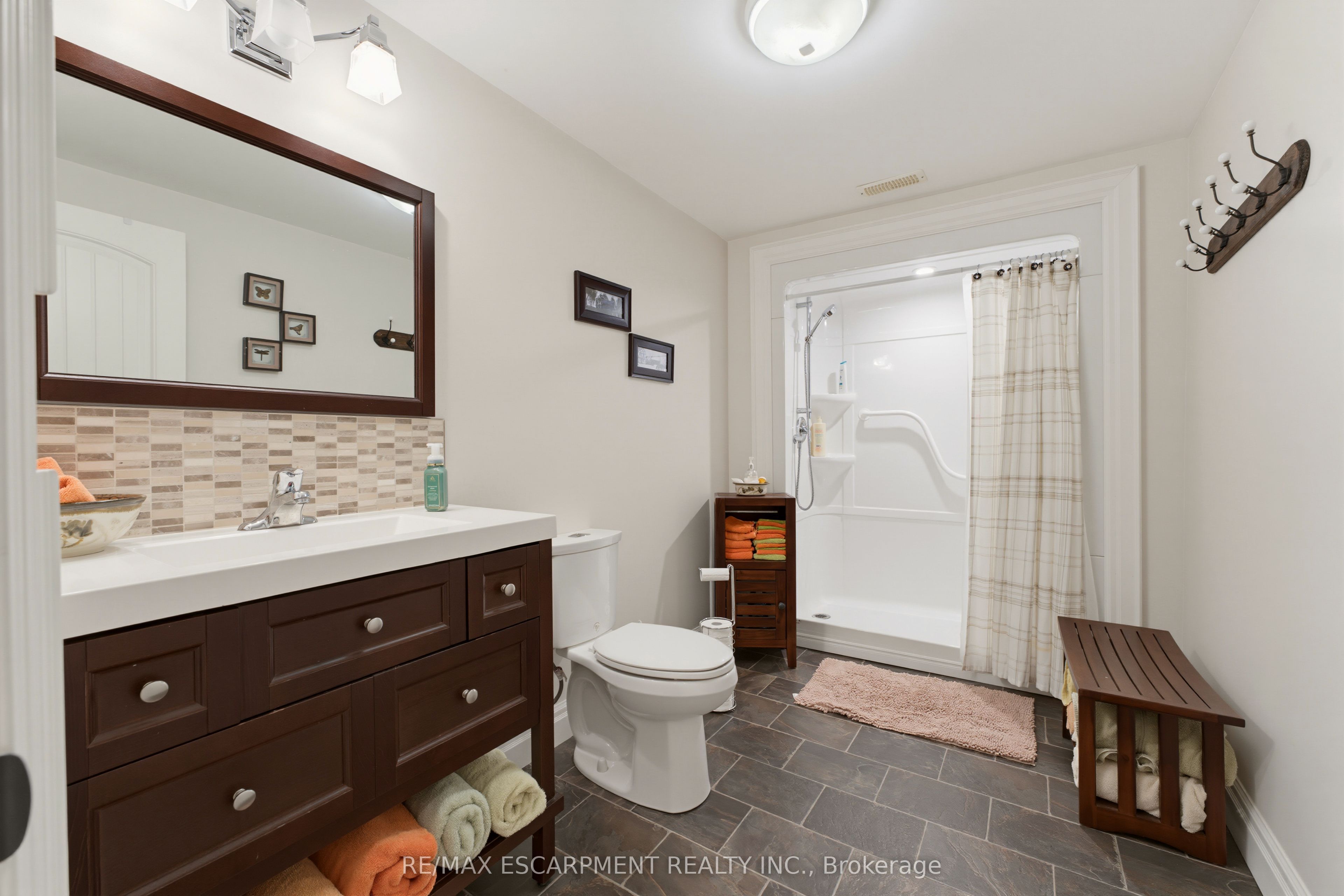 60 Donjon Boulevard Property Photo 21