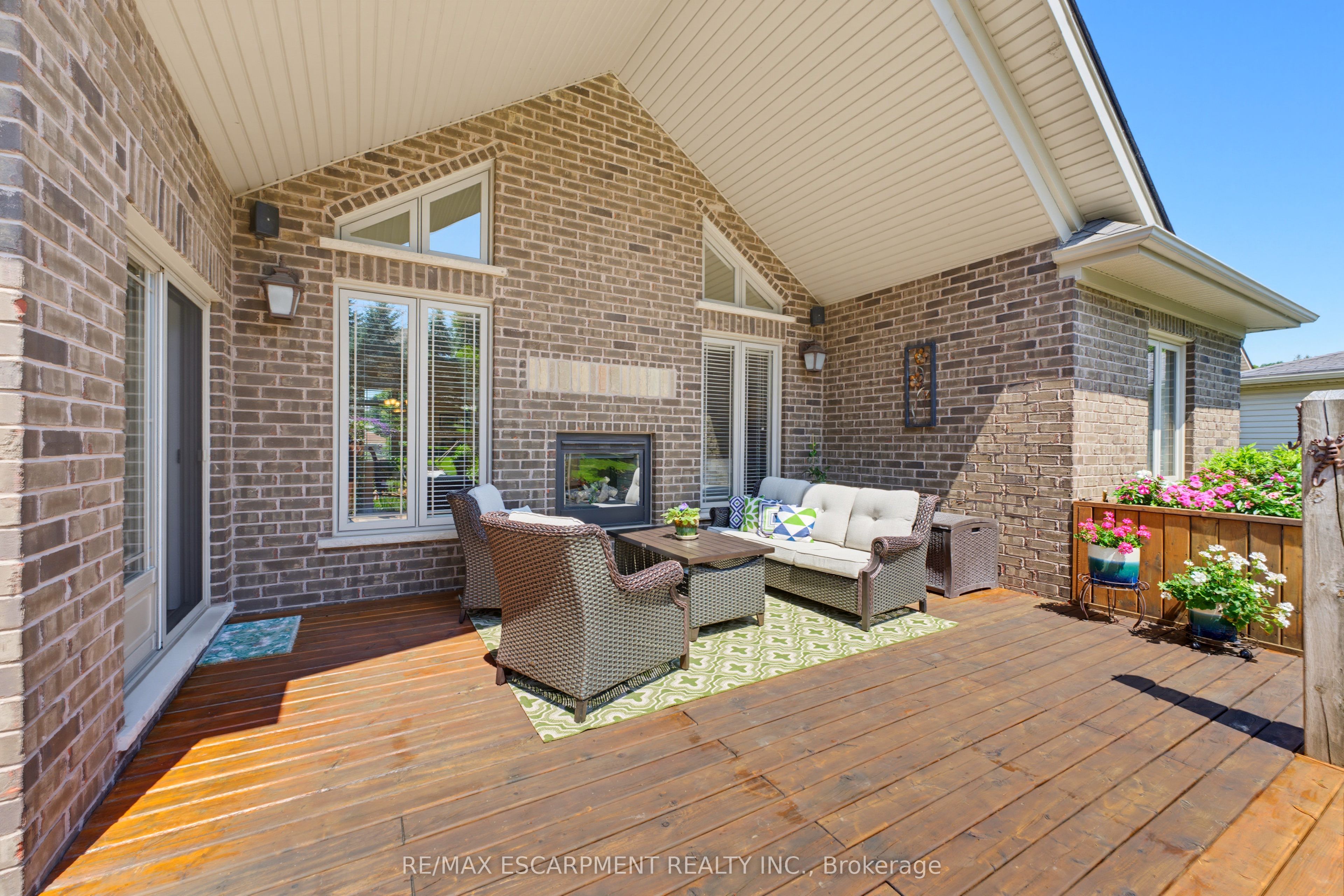 60 Donjon Boulevard Property Photo 24