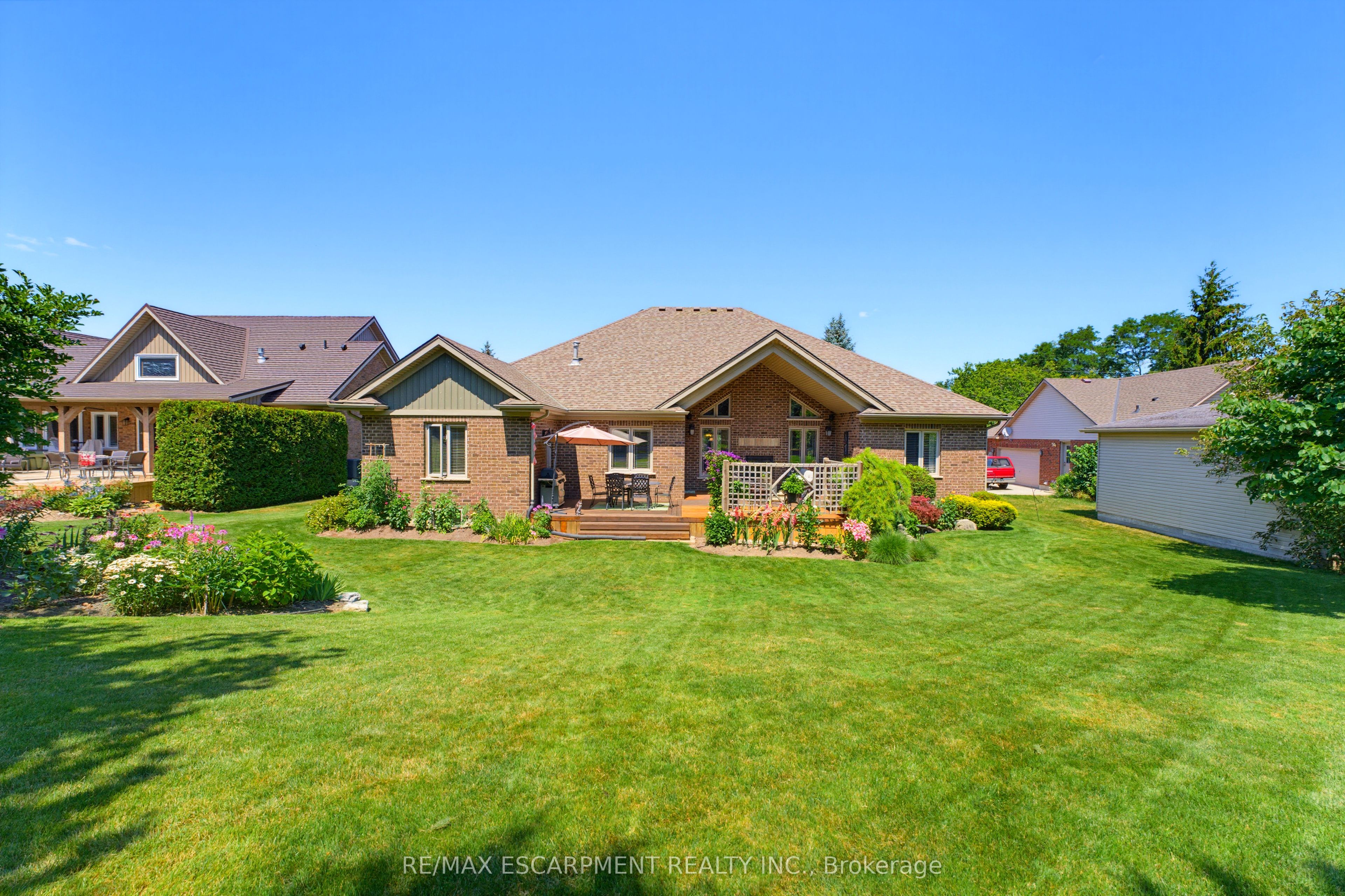 60 Donjon Boulevard Property Photo 30