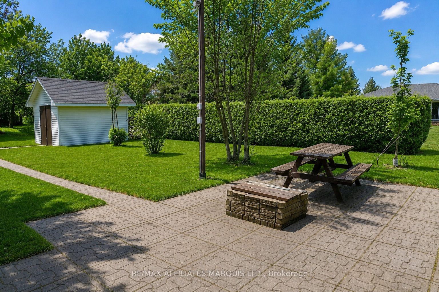 28 Fairholme Drive Property Photo 5