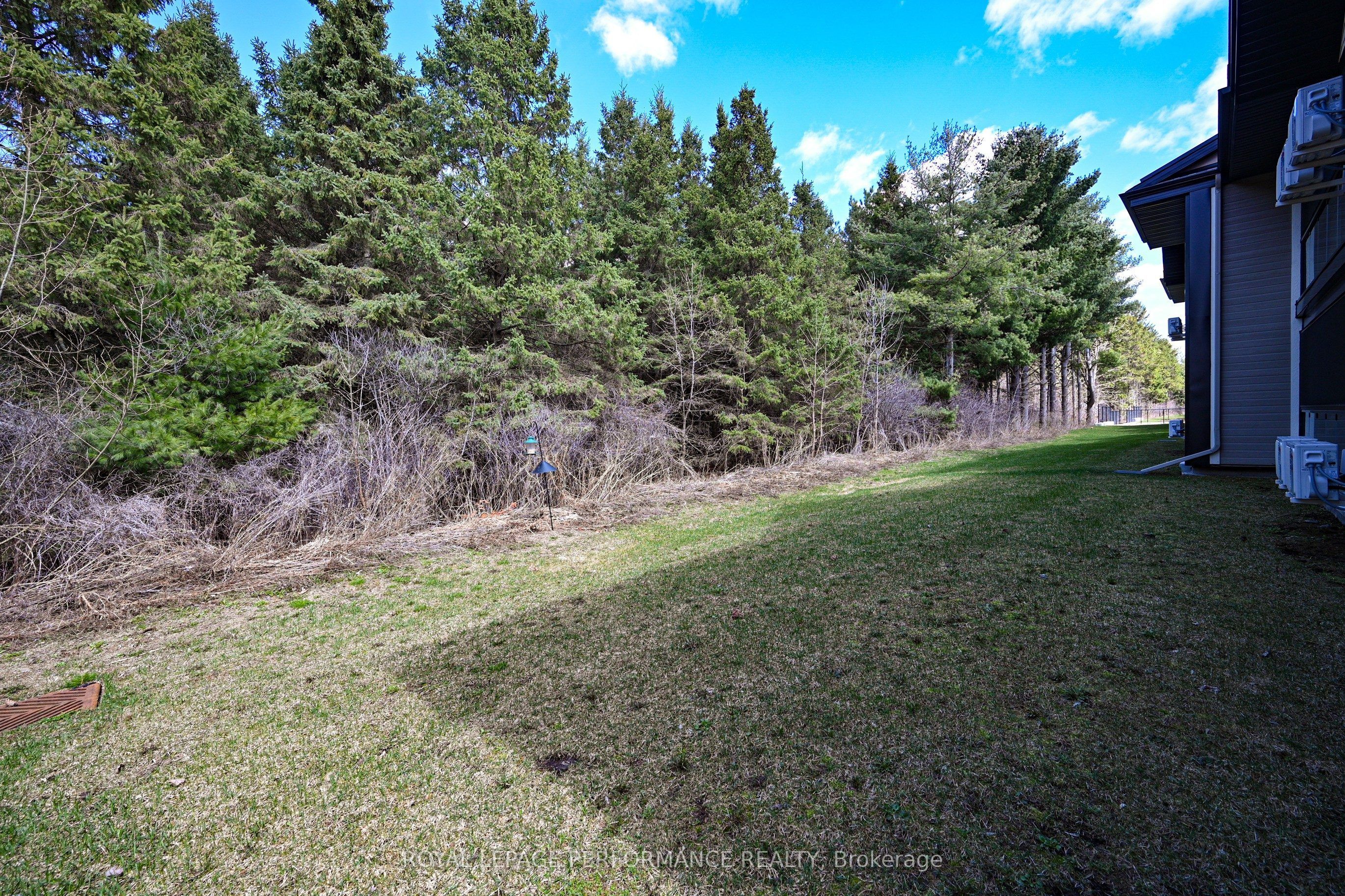 83 St Moritz Trail 202 Property Photo 25