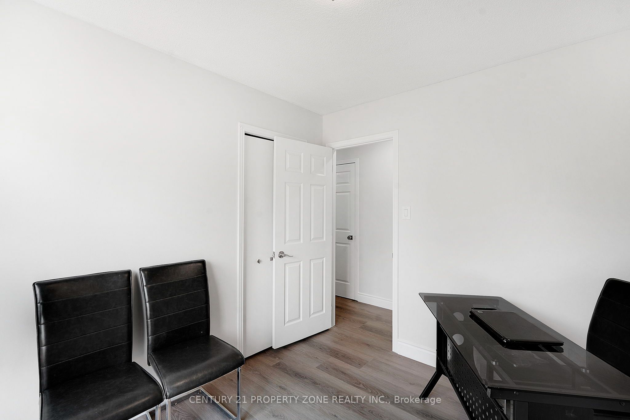137 Nickolas Crescent Property Photo 14