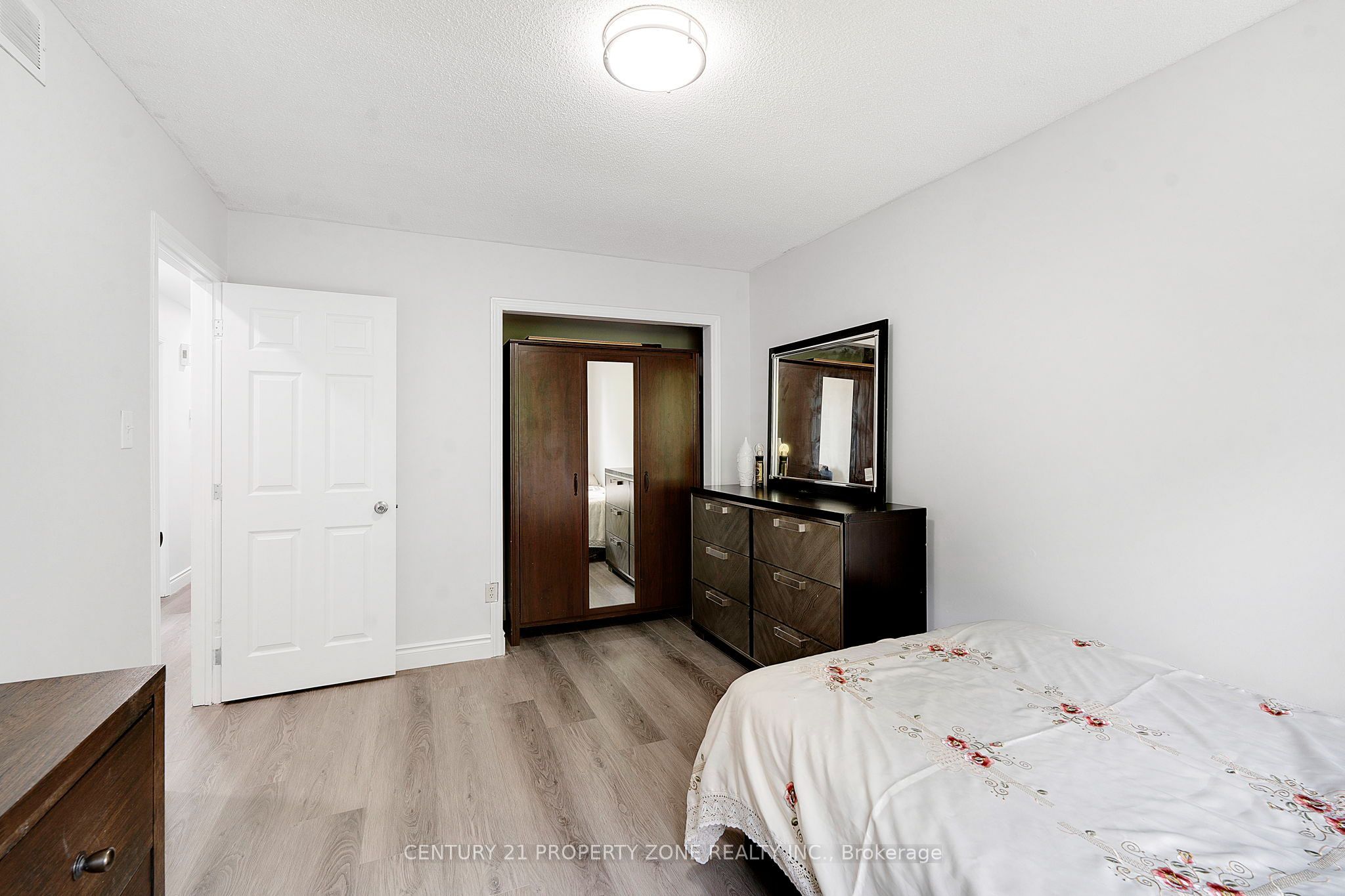 137 Nickolas Crescent Property Photo 19