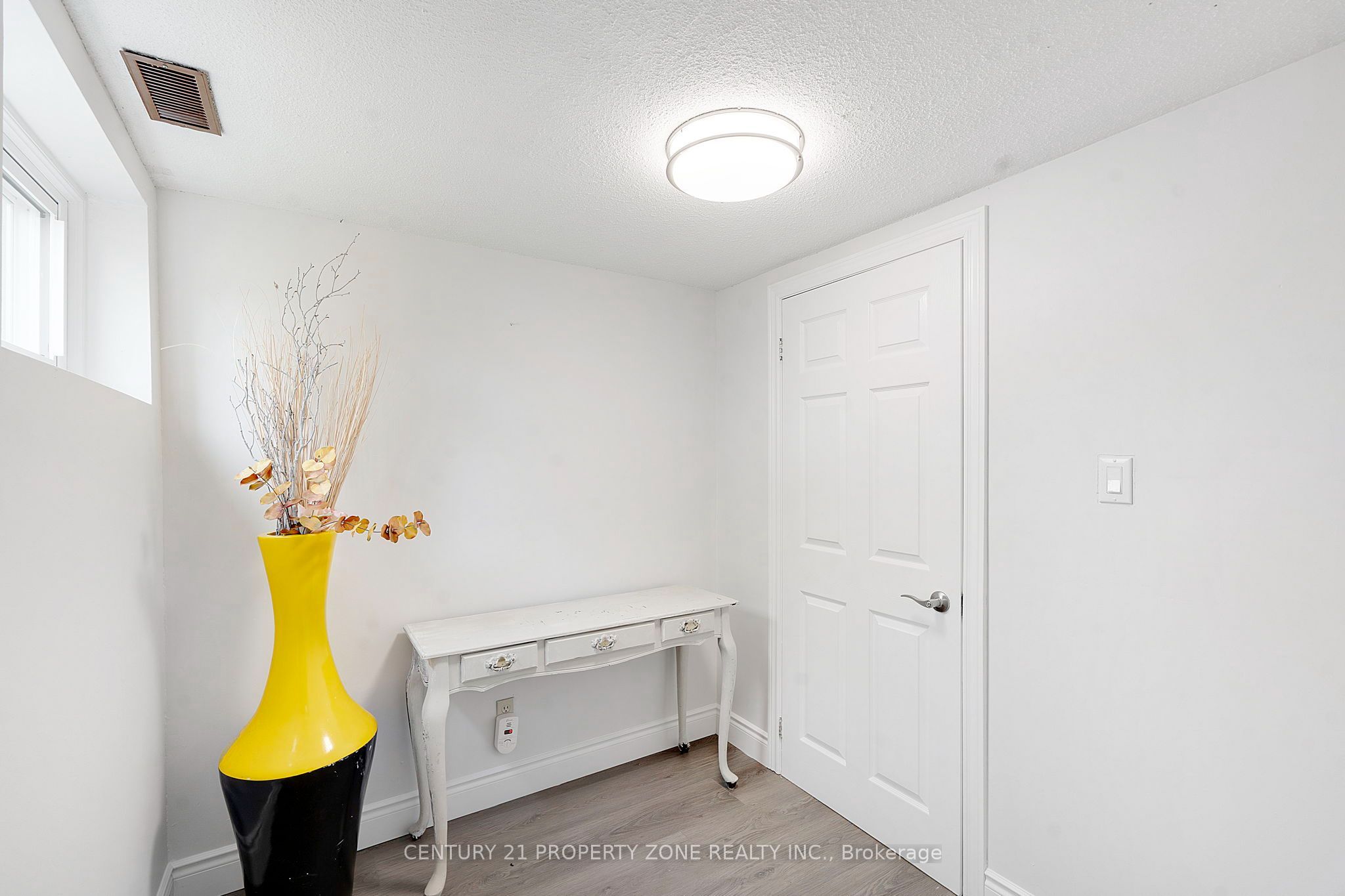 137 Nickolas Crescent Property Photo 22