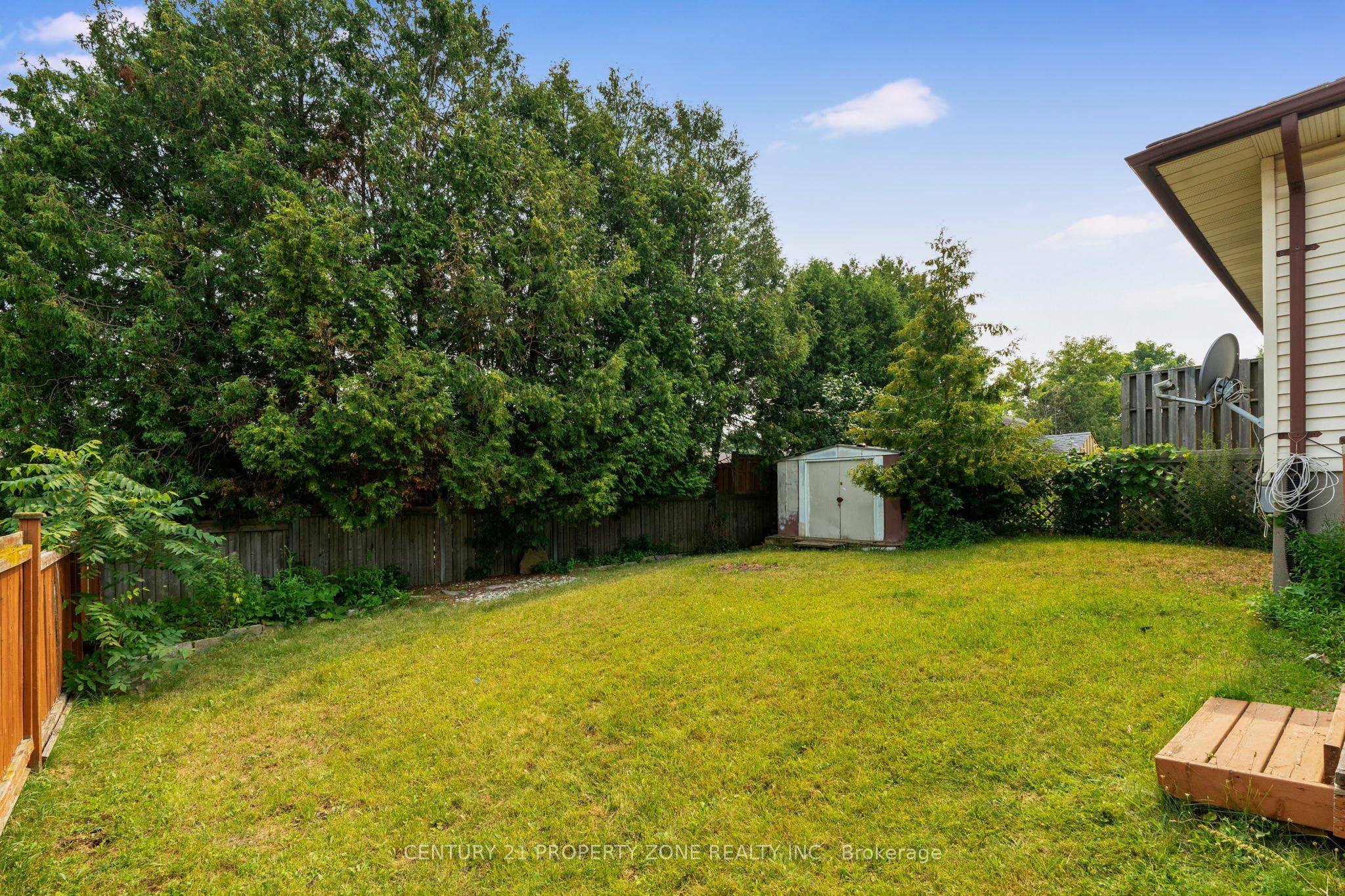 137 Nickolas Crescent Property Photo 30