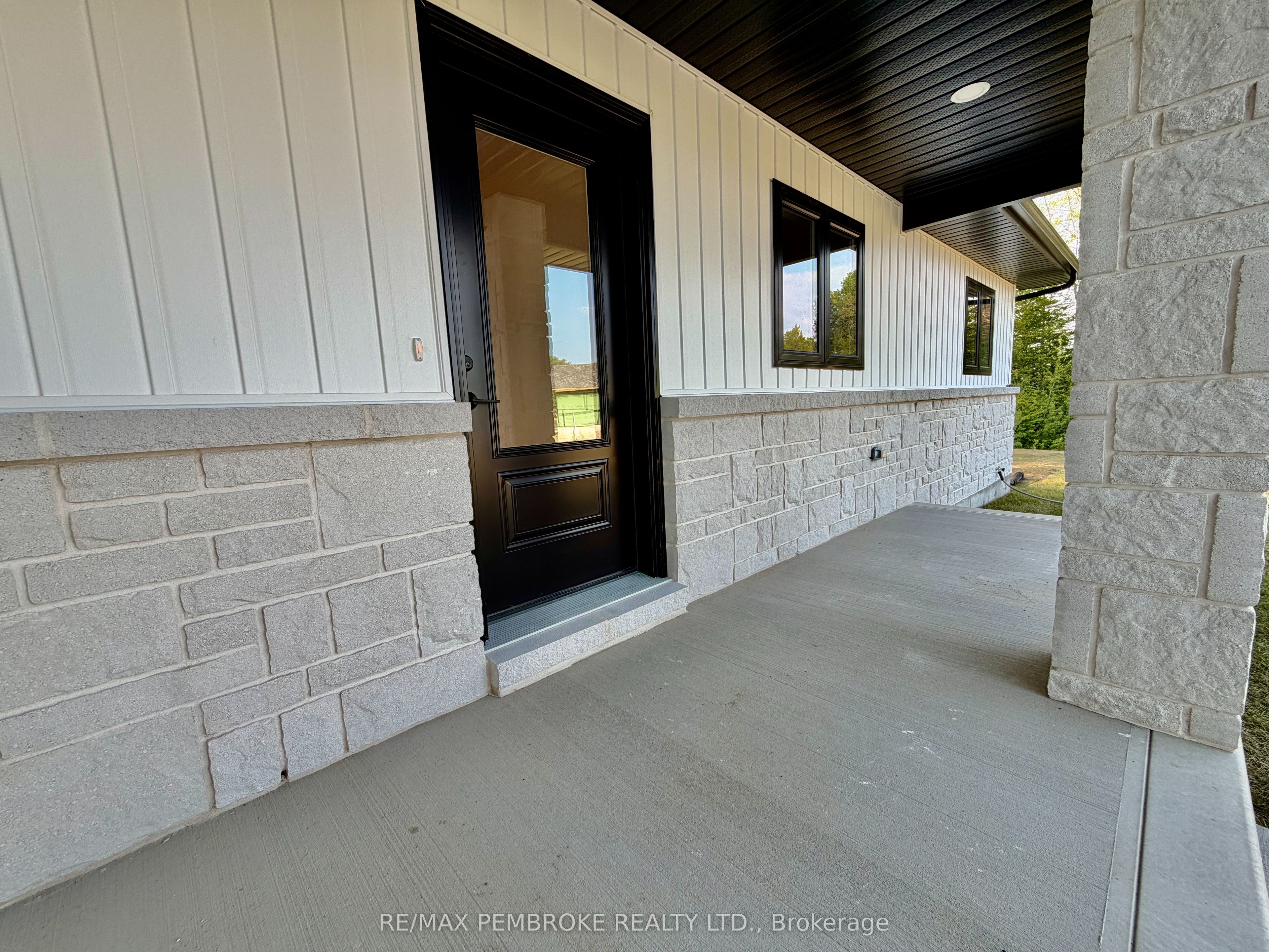 55 Eddy Crescent Property Photo 12