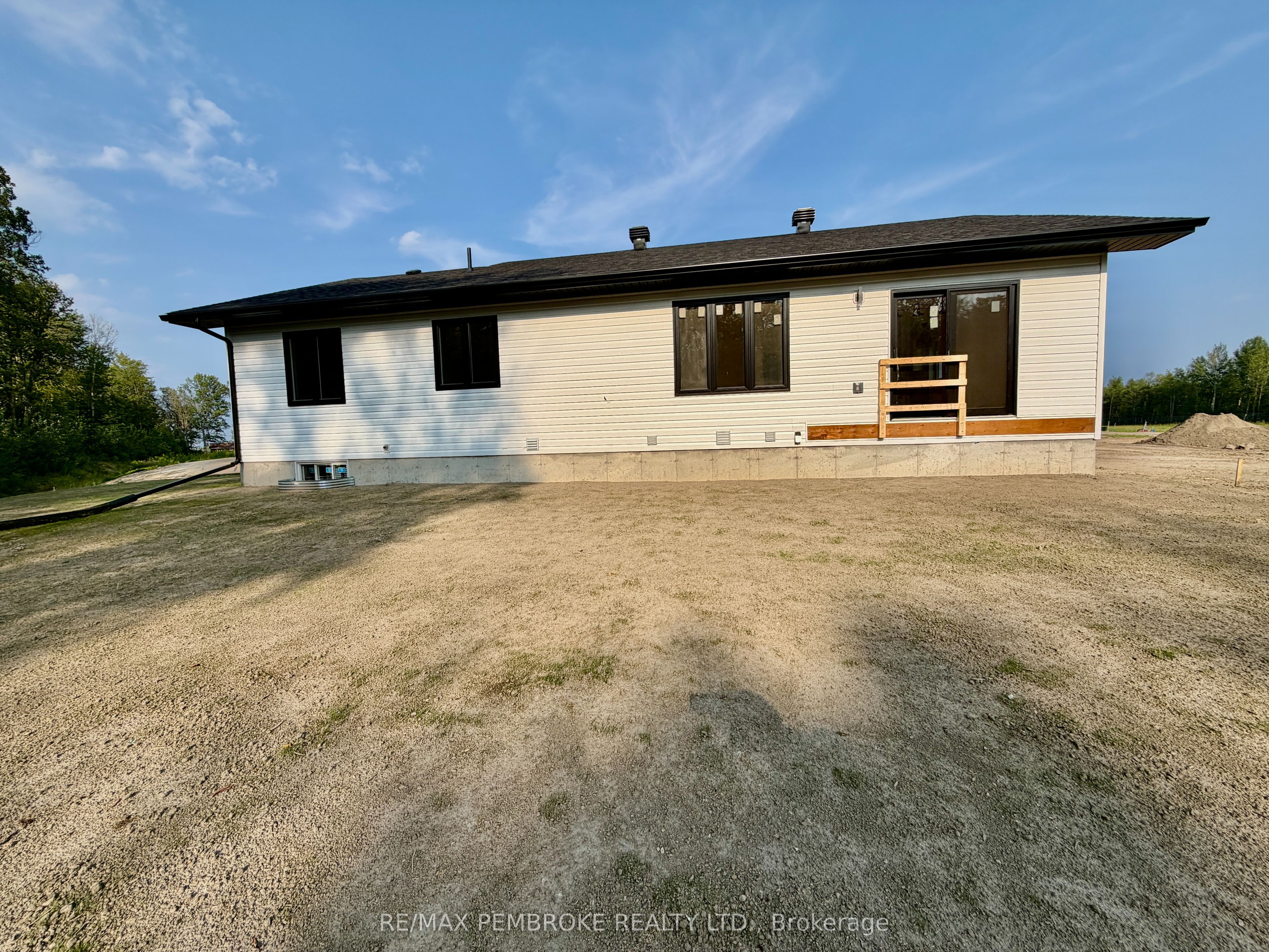 55 Eddy Crescent Property Photo 13