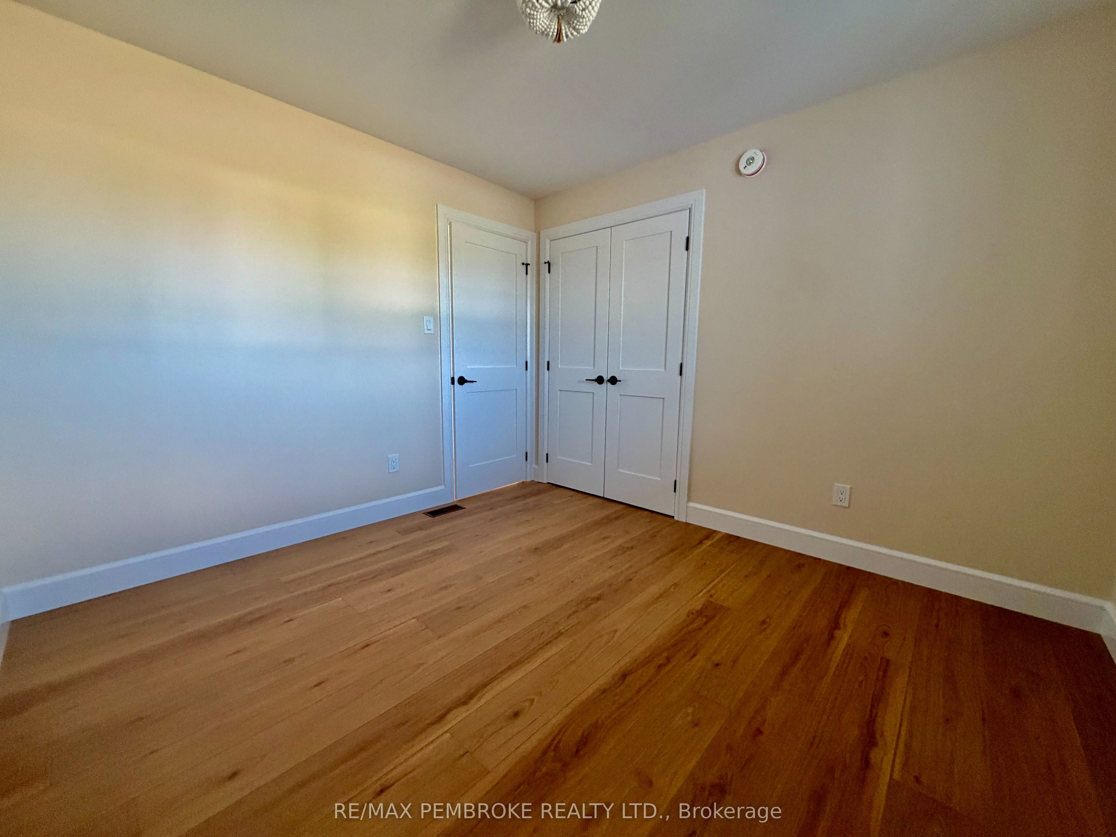 55 Eddy Crescent Property Photo 15