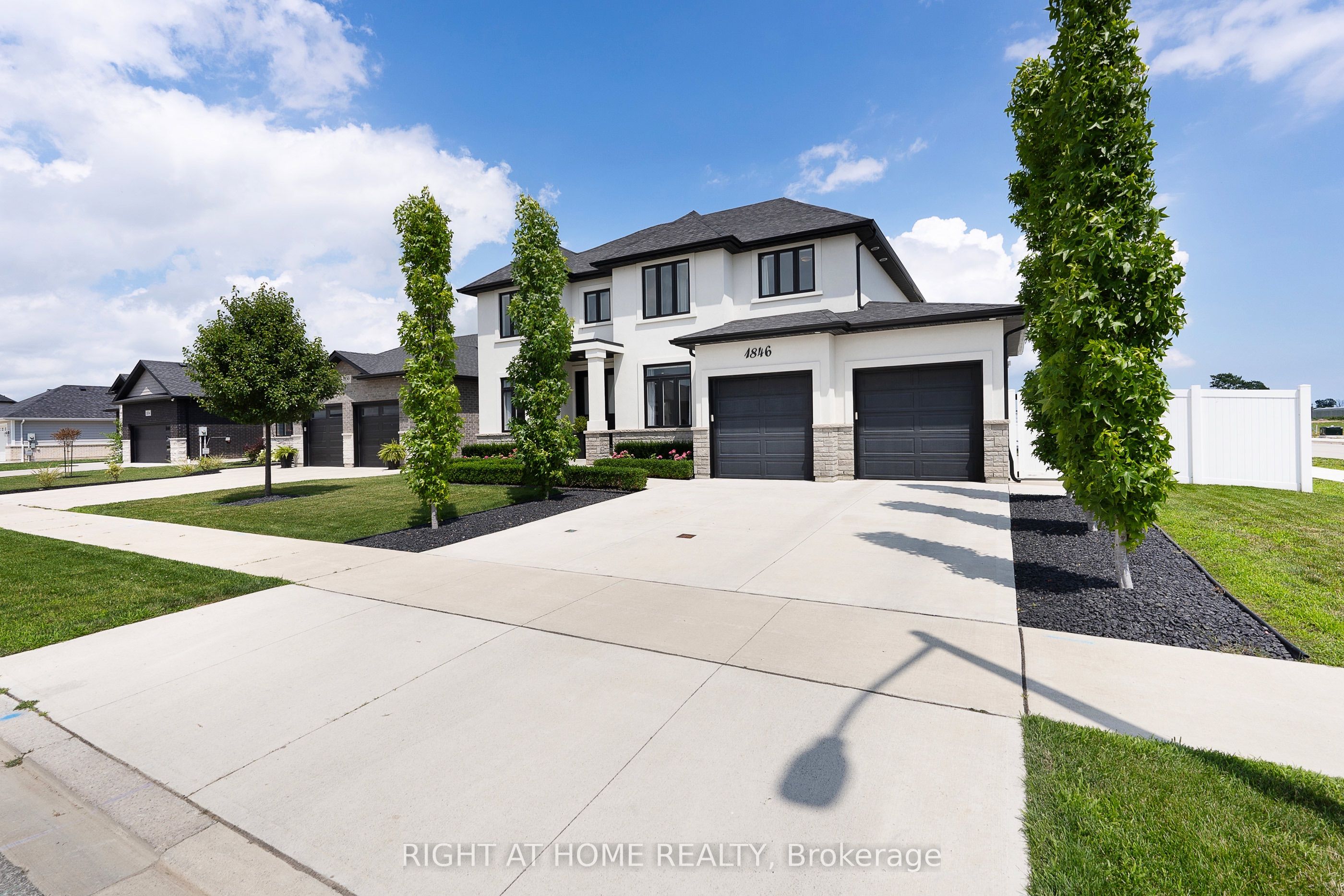 1846 Queens Valley Drive Property Photo 2