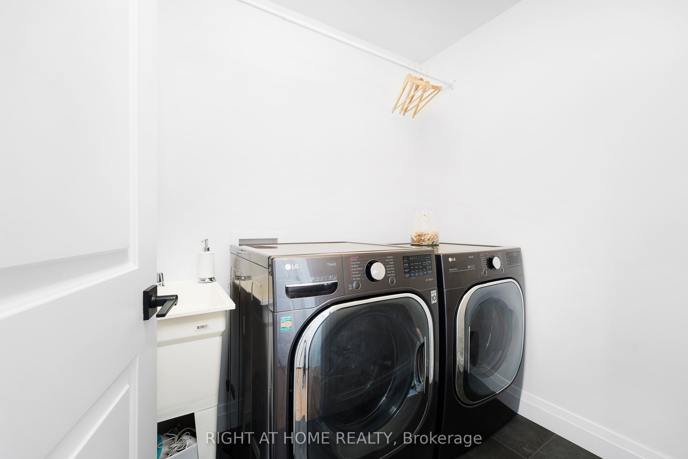 1846 Queens Valley Drive Property Photo 28