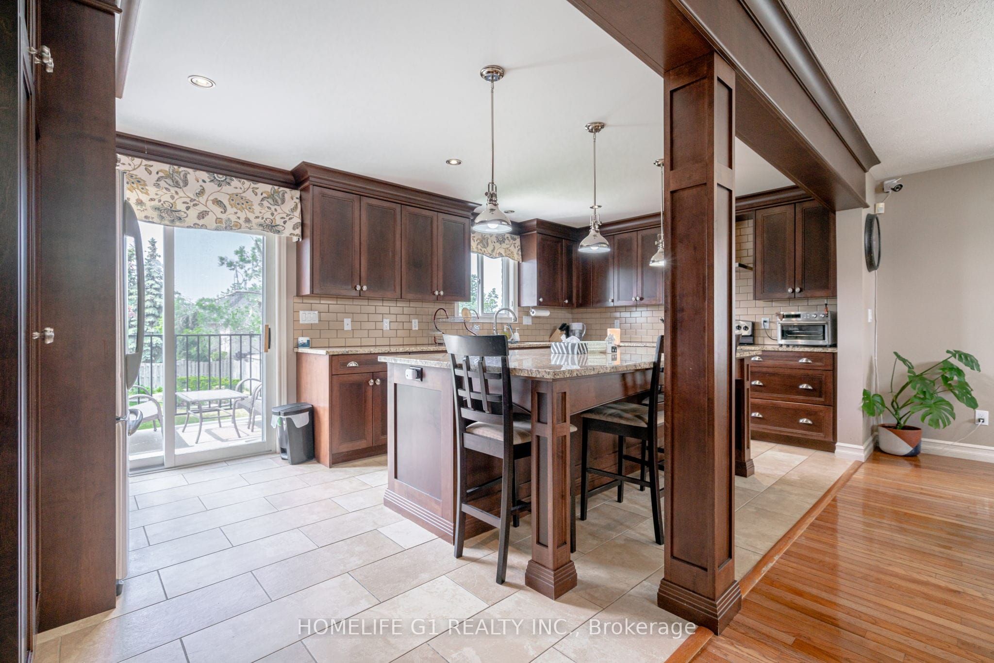 165 Ellison Avenue Property Photo 8