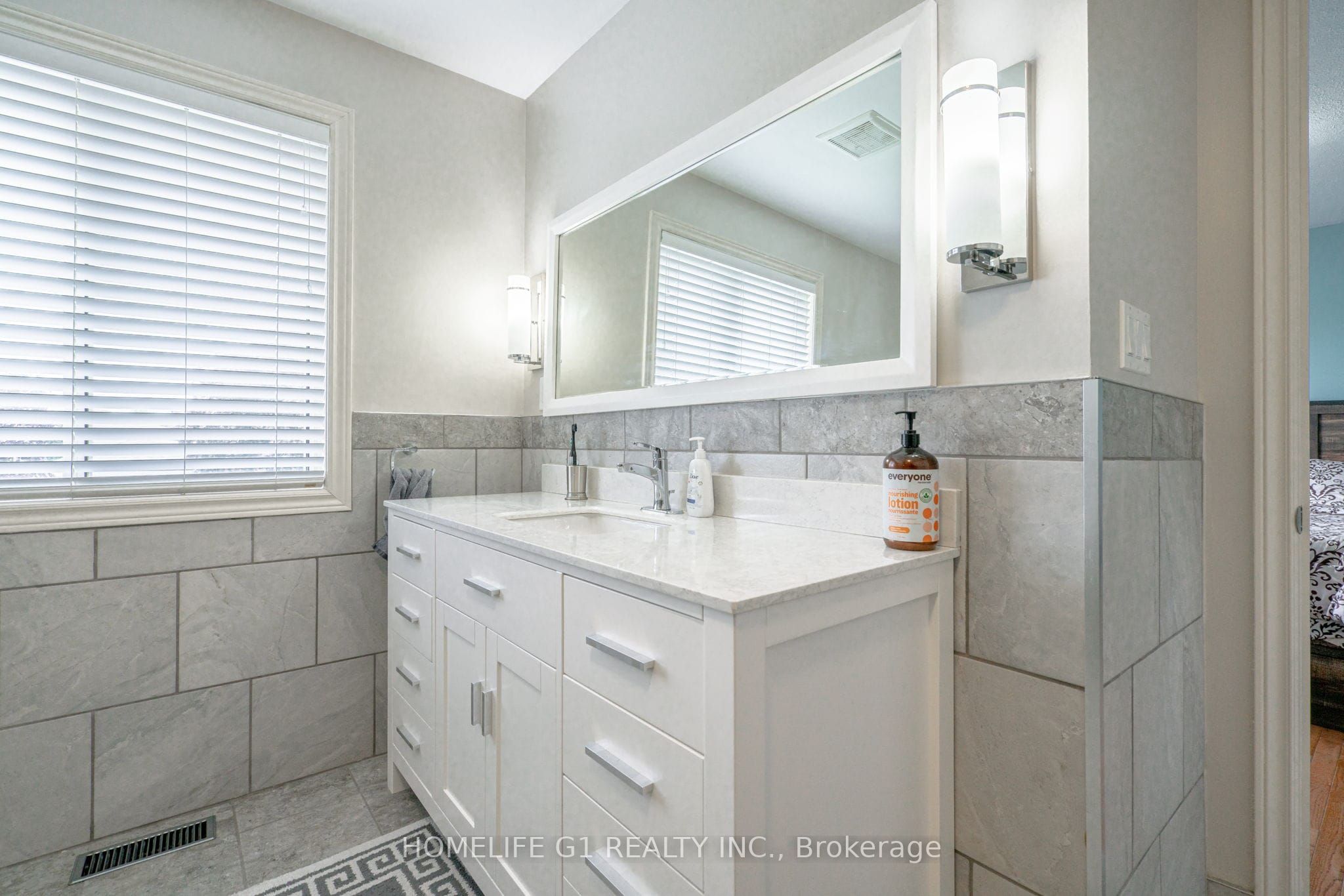 165 Ellison Avenue Property Photo 28