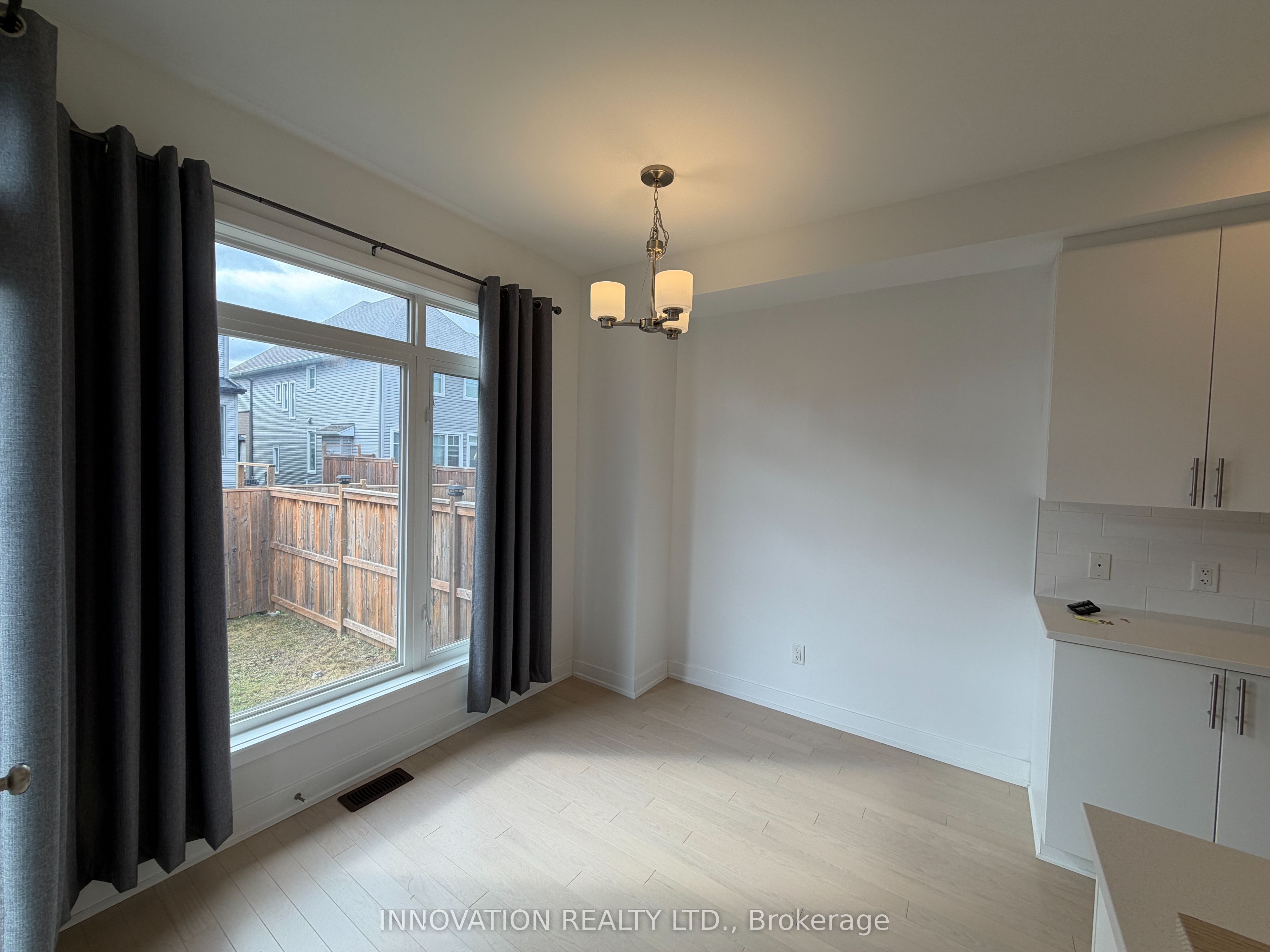 30 Brixton Way Property Photo 23