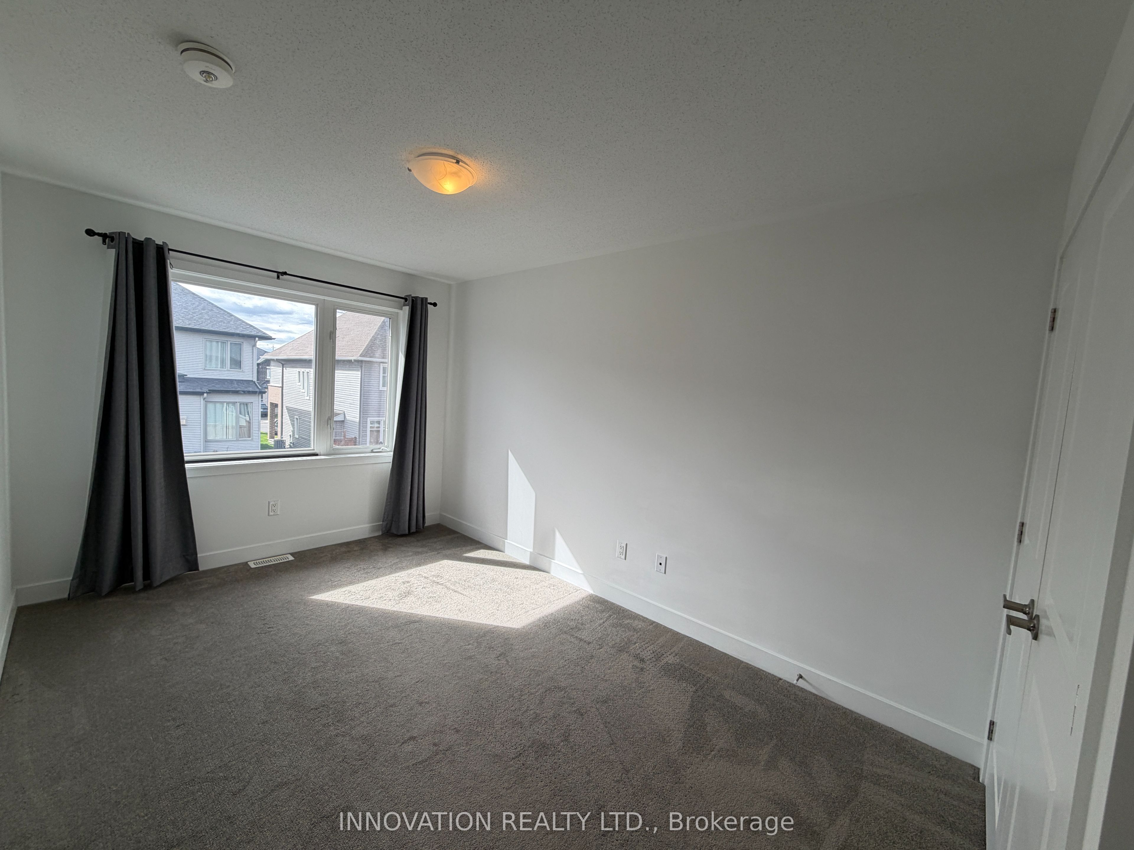 30 Brixton Way Property Photo 25