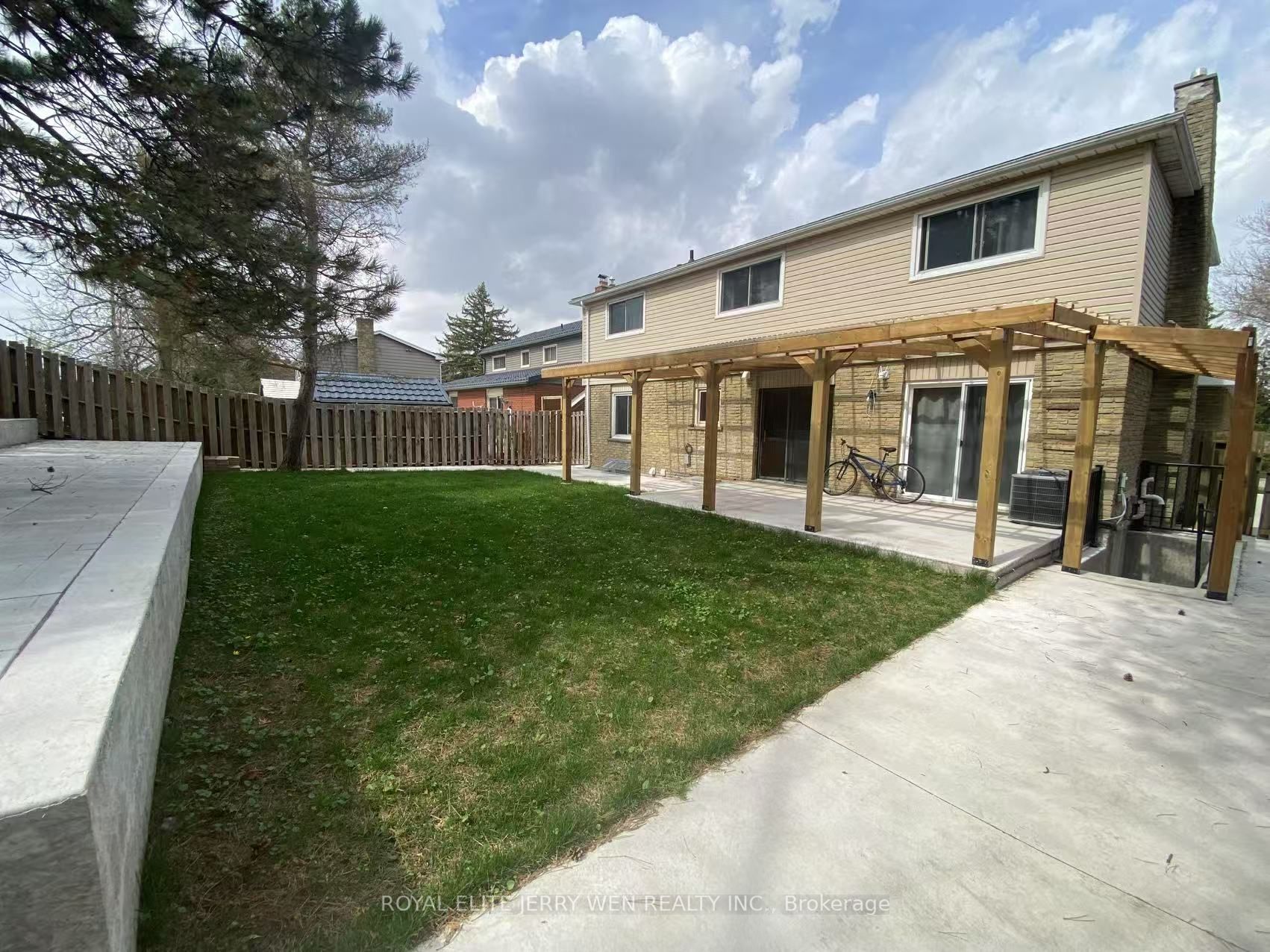 419 Stillmeadow Circle Property Photo 17
