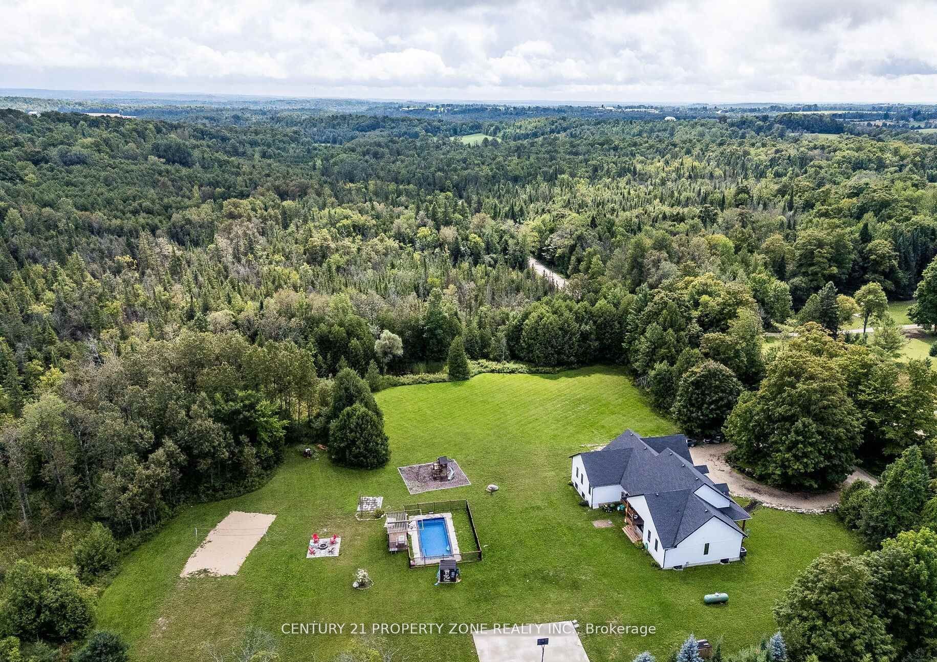 423474 6 Concession Property Photo 2