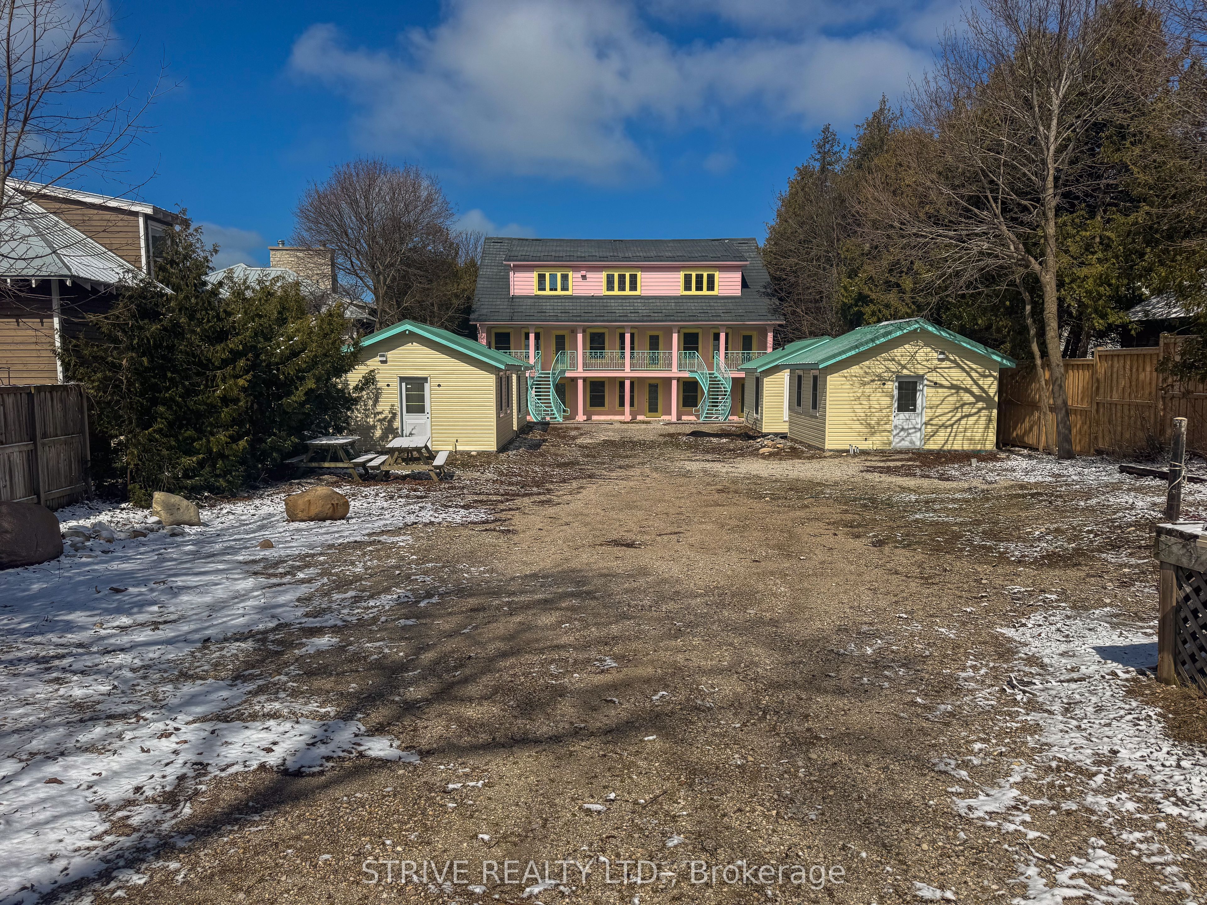 20 Front Street Property Photo 4